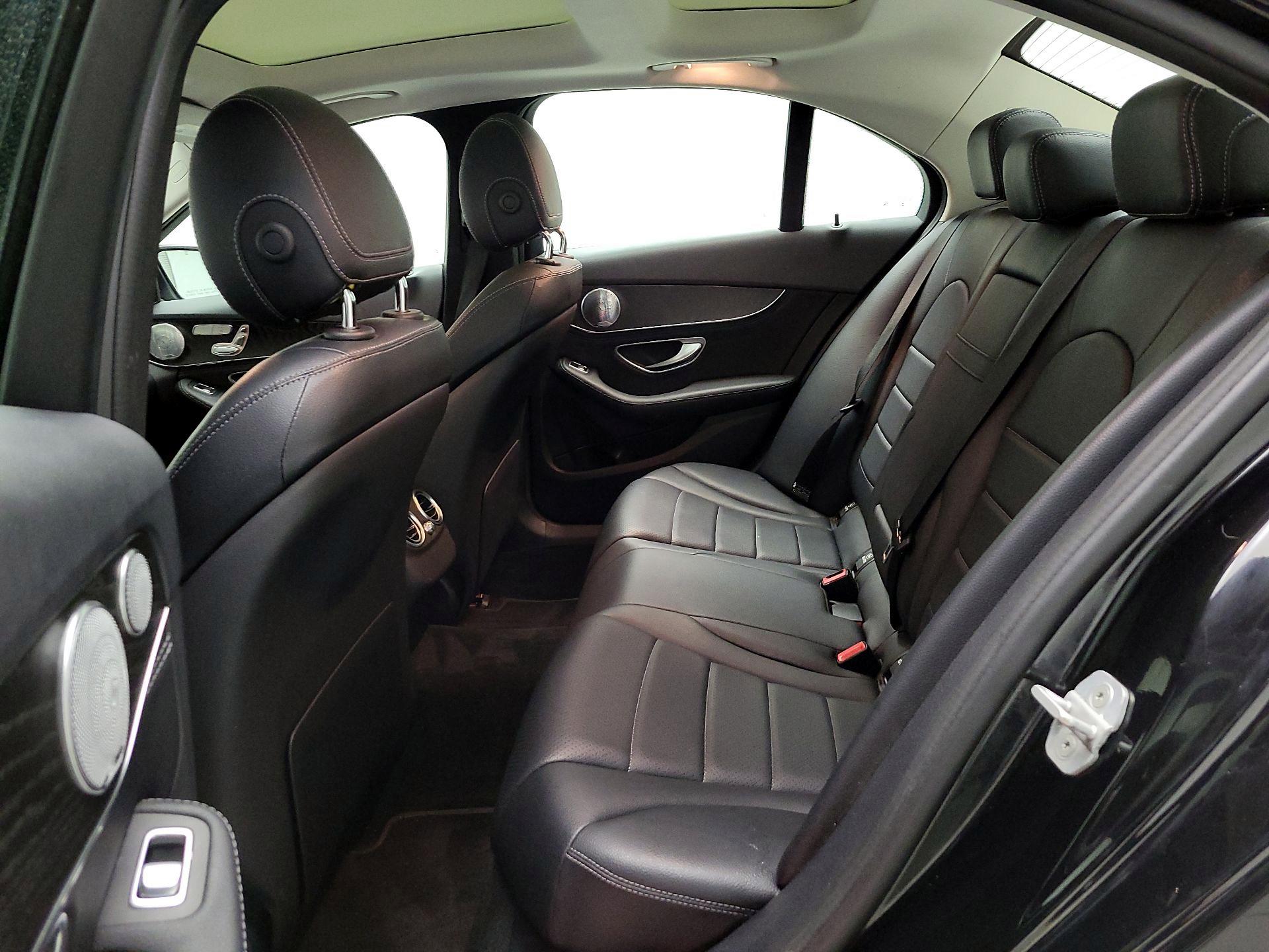 Thumbnail: 2015 Mercedes-Benz C-Class - 18
