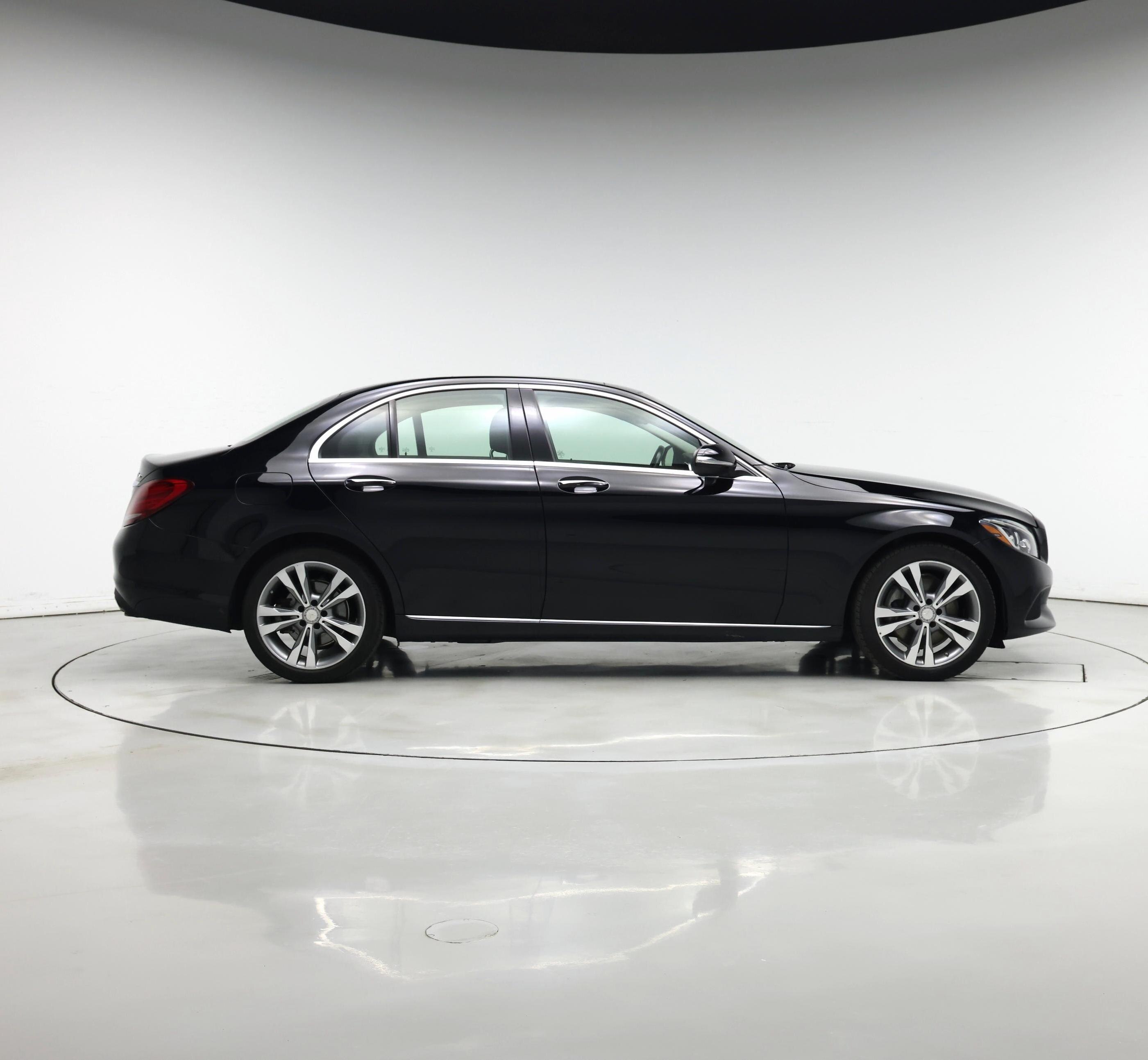 Thumbnail: 2015 Mercedes-Benz C-Class - 7