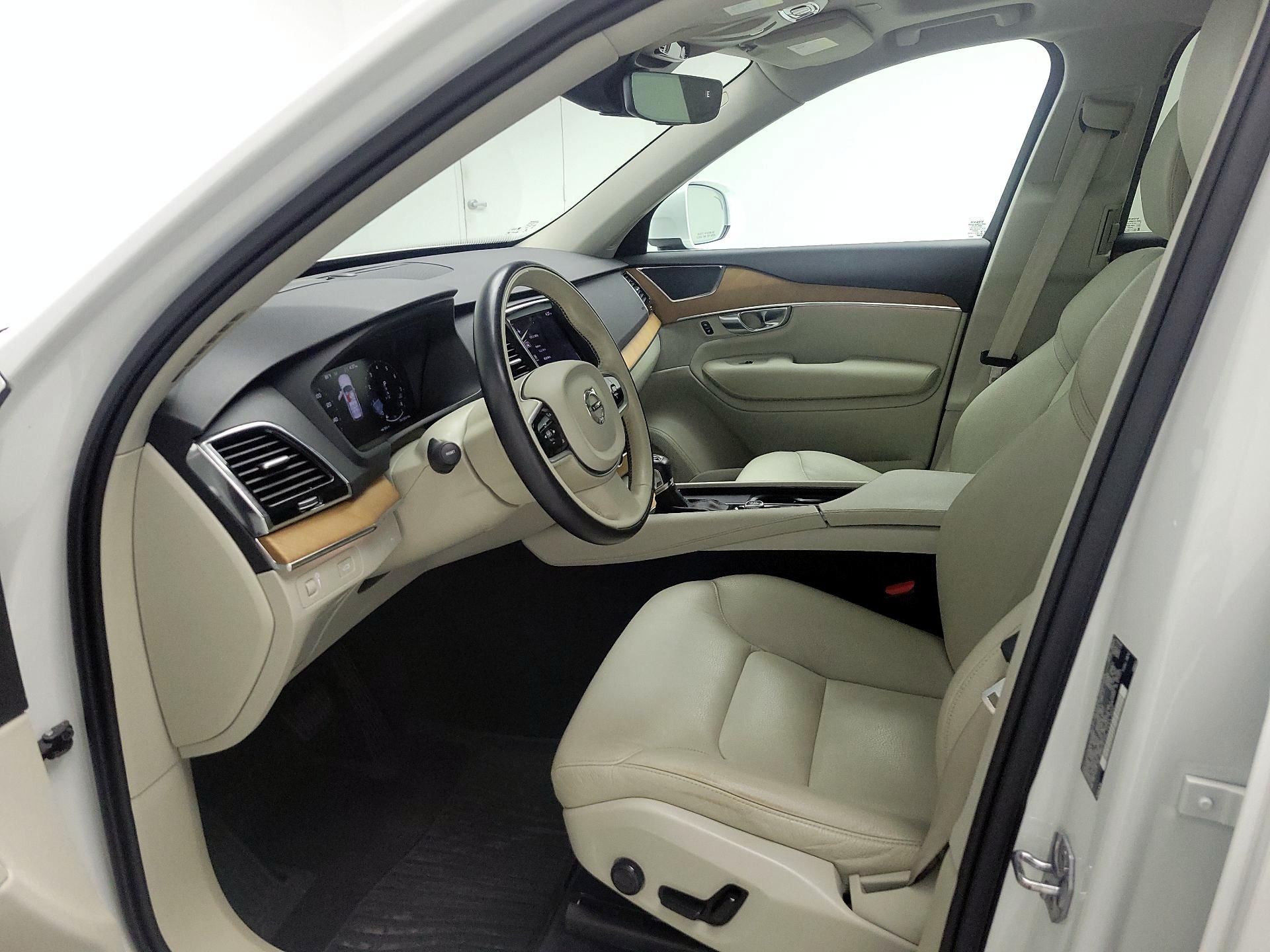 Thumbnail: 2021 Volvo XC90 - 11