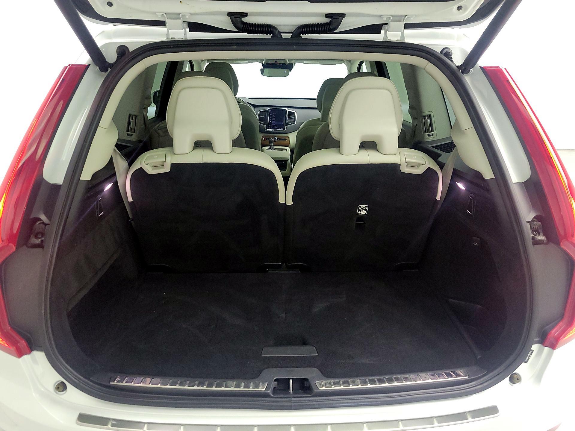 Thumbnail: 2021 Volvo XC90 - 19