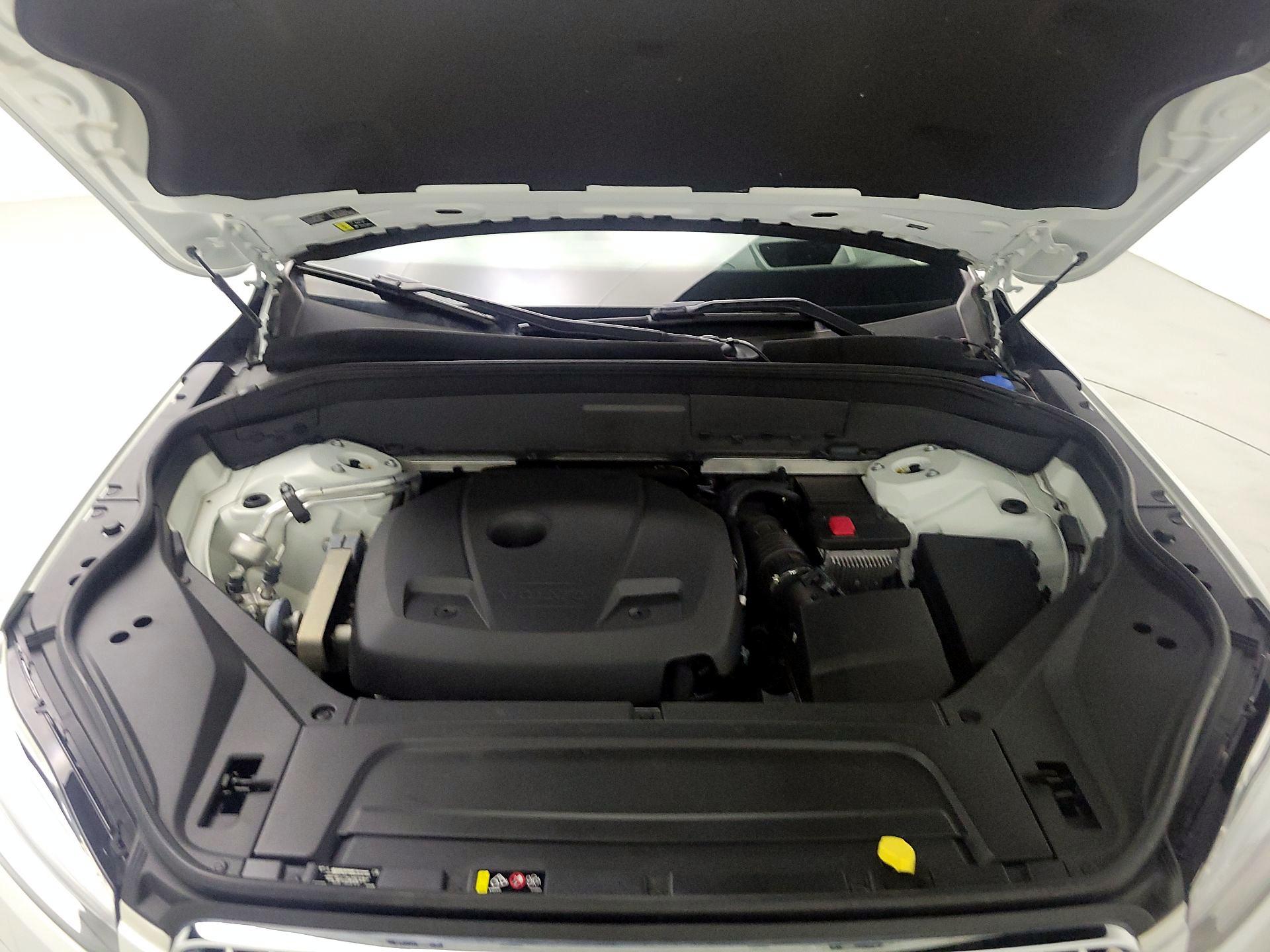 Thumbnail: 2021 Volvo XC90 - 20