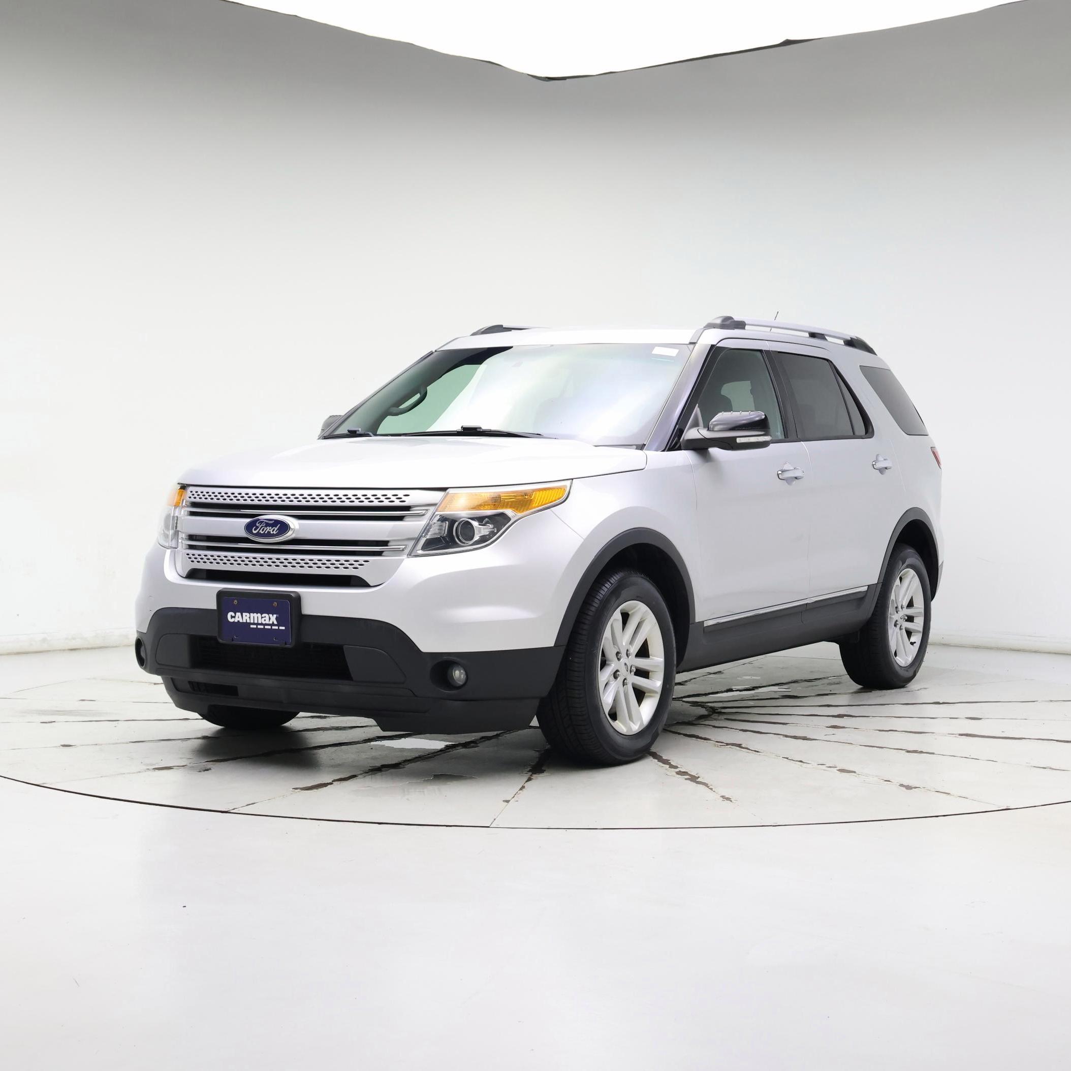 Thumbnail: 2015 Ford Explorer - 4