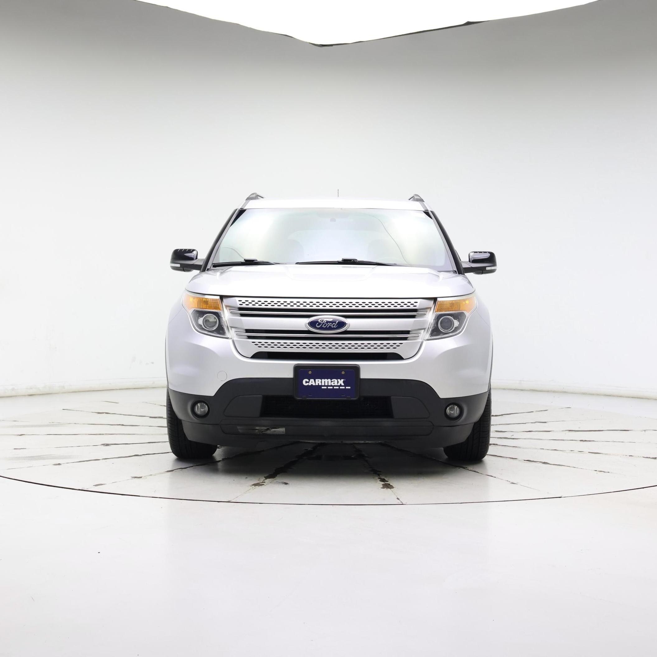 Thumbnail: 2015 Ford Explorer - 5