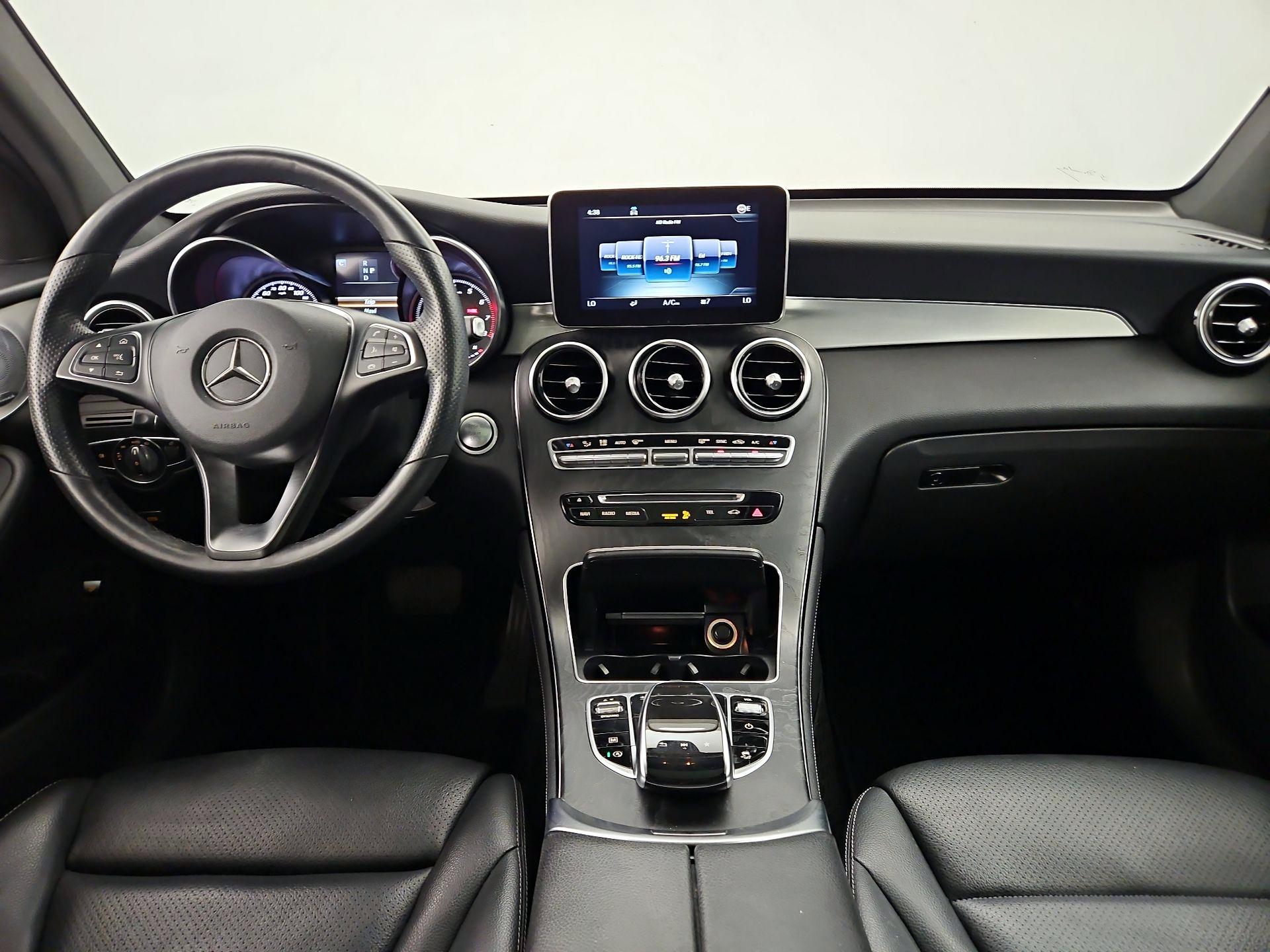Thumbnail: 2019 Mercedes-Benz GLC - 9