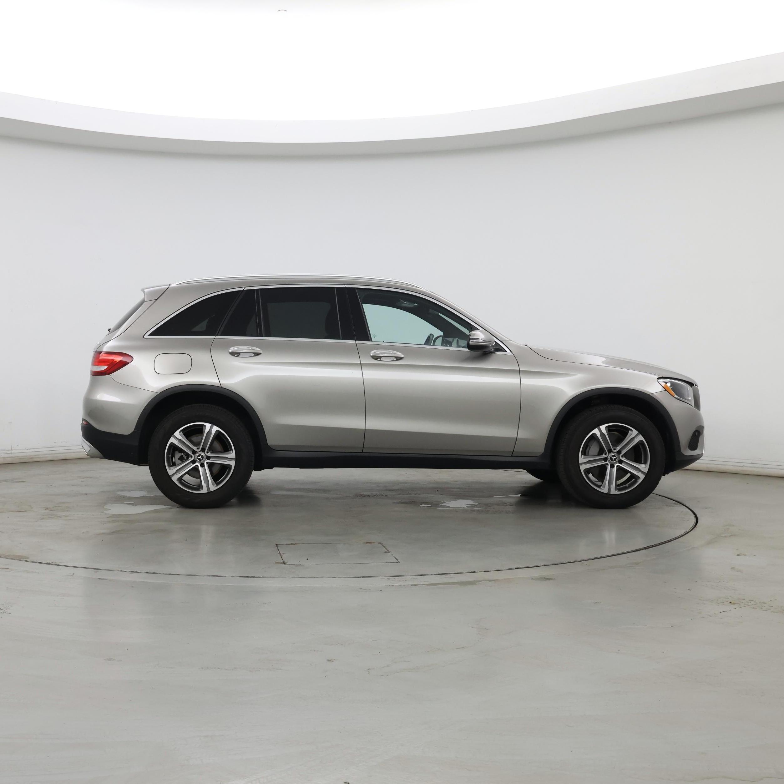 Thumbnail: 2019 Mercedes-Benz GLC - 7