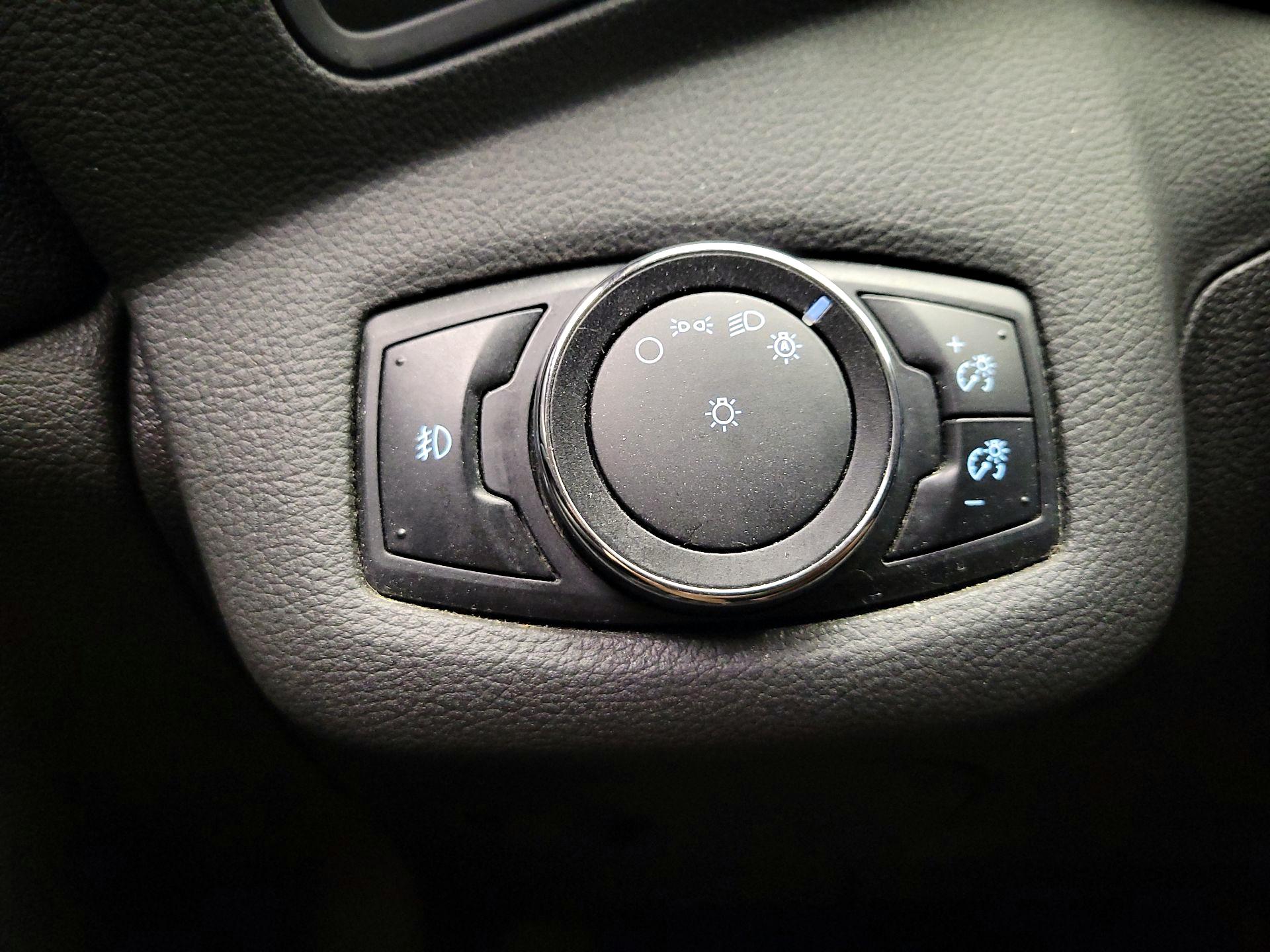 Thumbnail: 2014 Ford Escape - 13