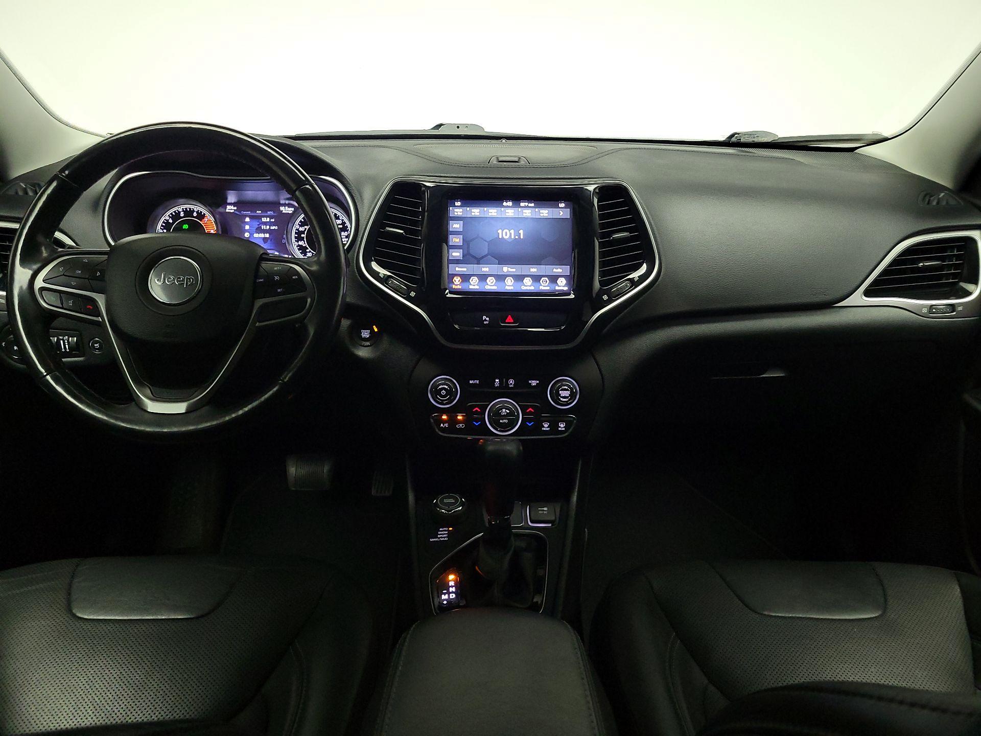 Thumbnail: 2020 Jeep Cherokee - 9