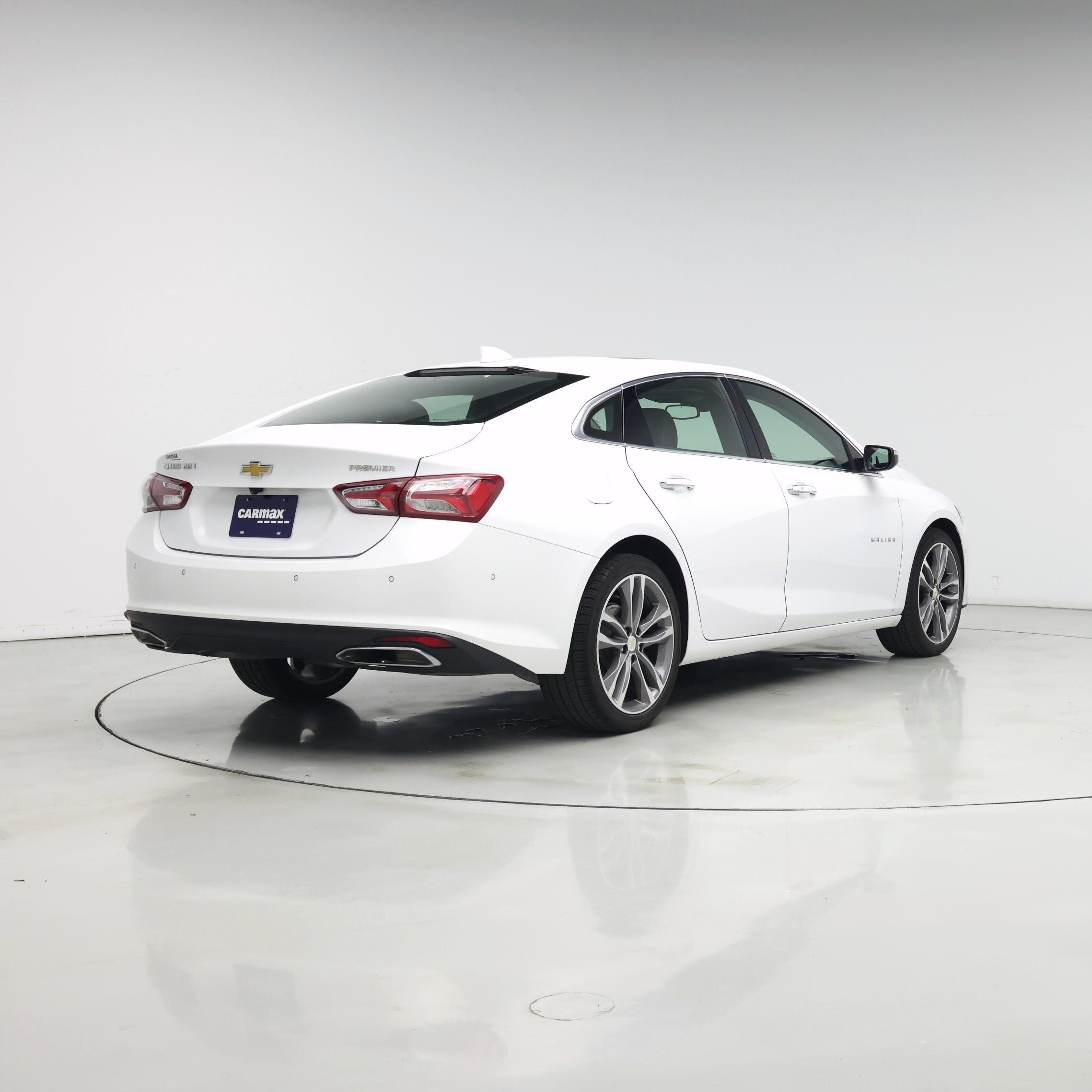 Thumbnail: 2022 Chevrolet Malibu - 8