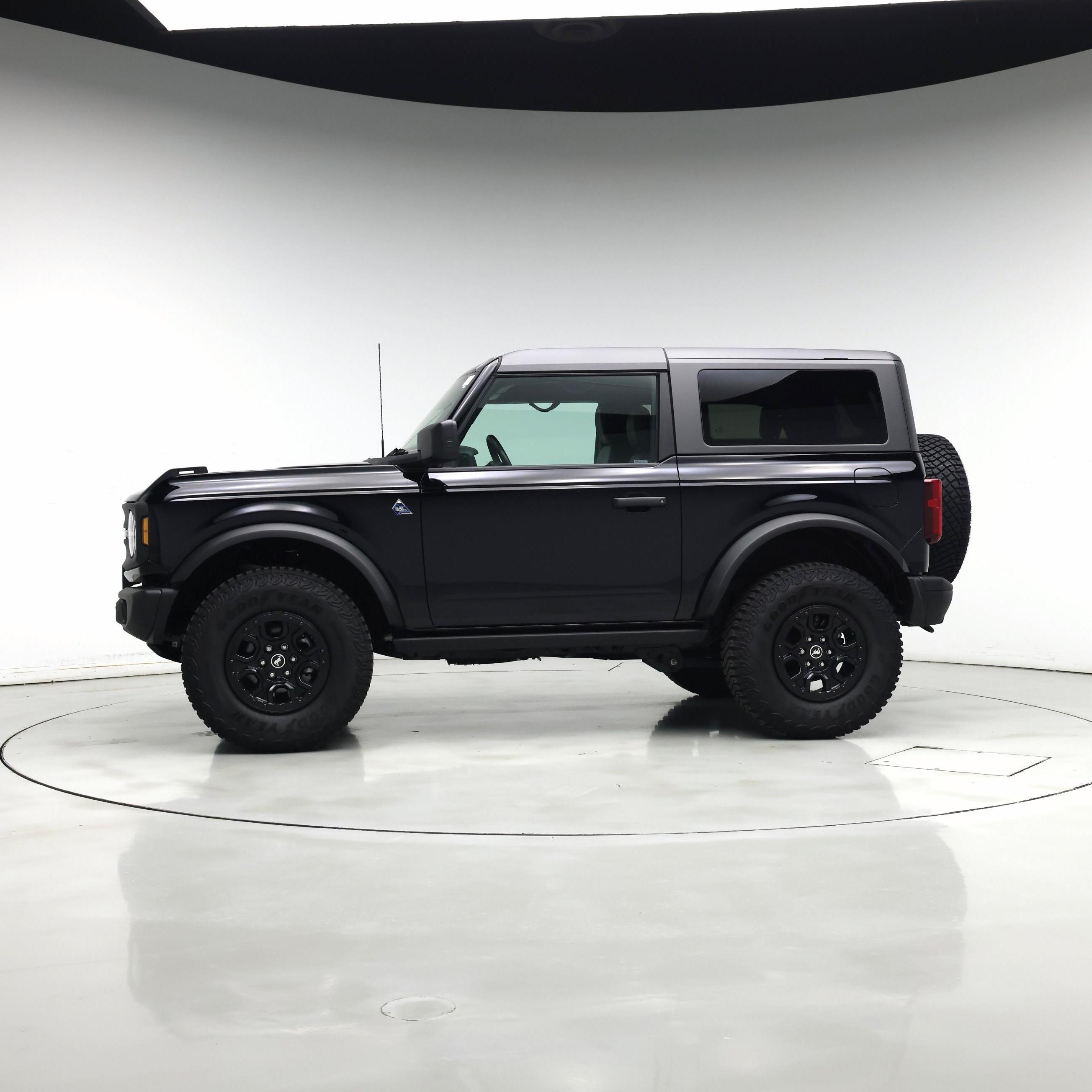Thumbnail: 2023 Ford Bronco - 3