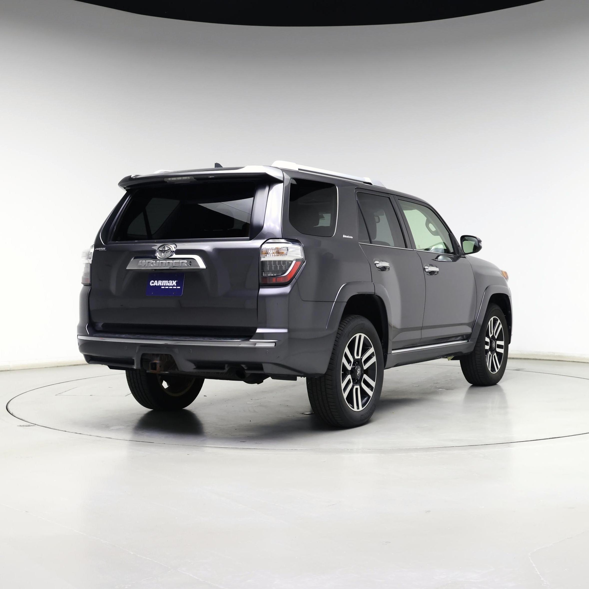 Thumbnail: 2016 Toyota 4Runner - 8