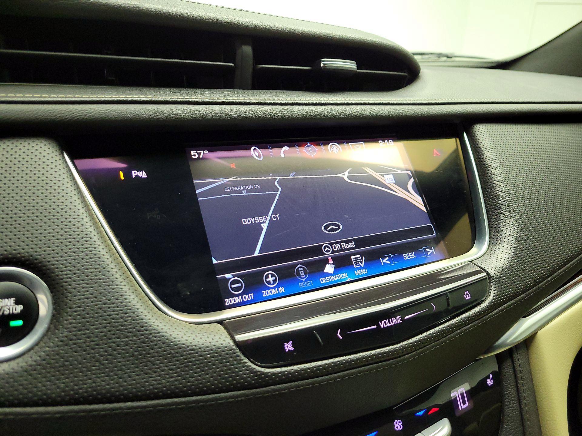 Thumbnail: 2017 Cadillac XT5 - 13