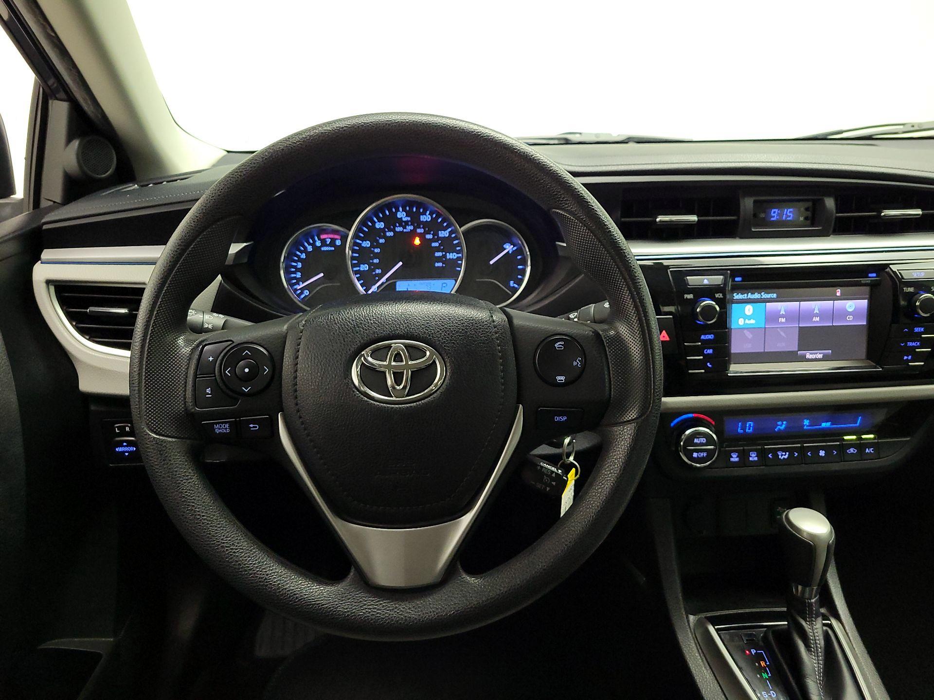 Thumbnail: 2014 Toyota Corolla - 10