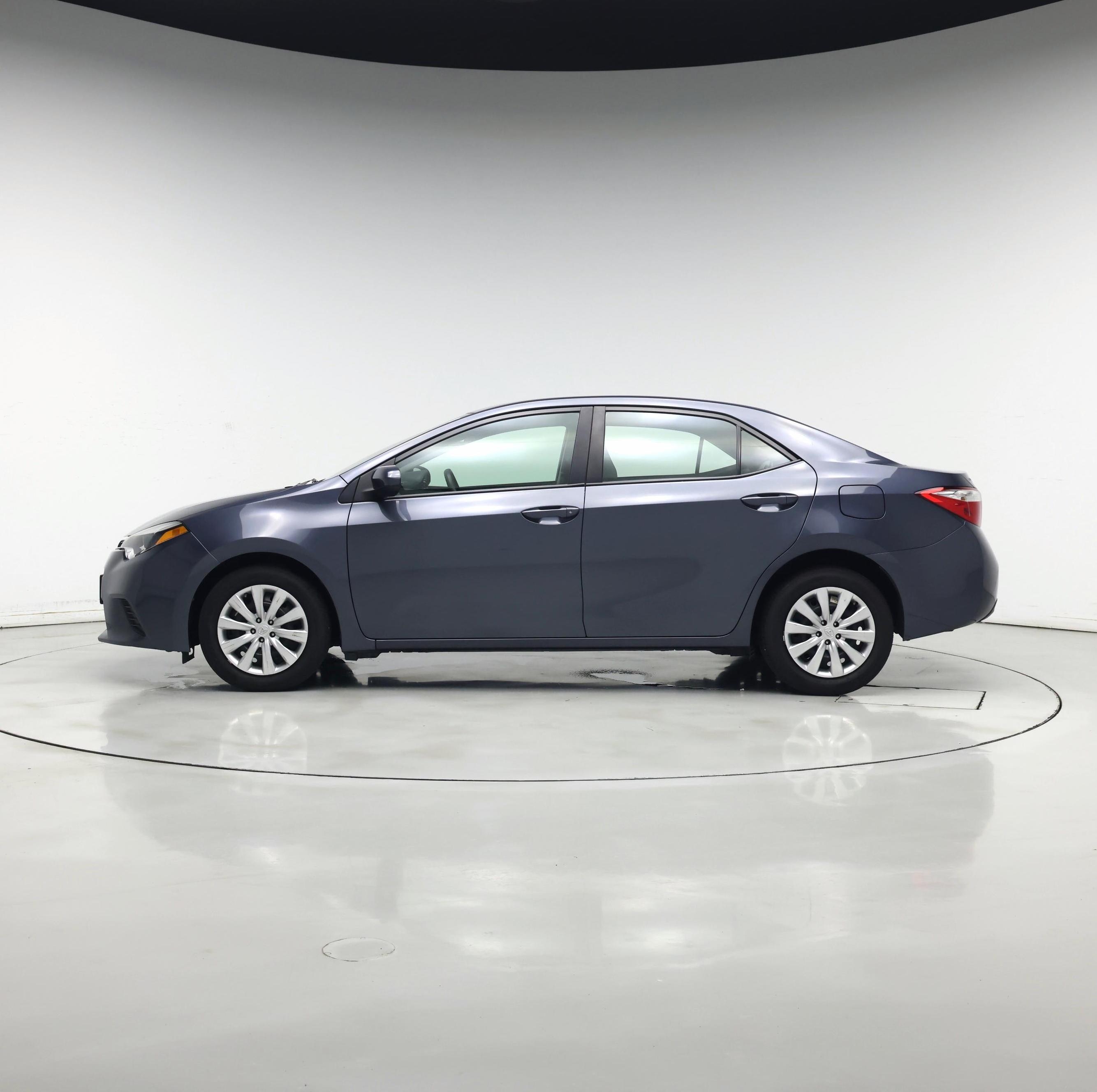 Thumbnail: 2014 Toyota Corolla - 3