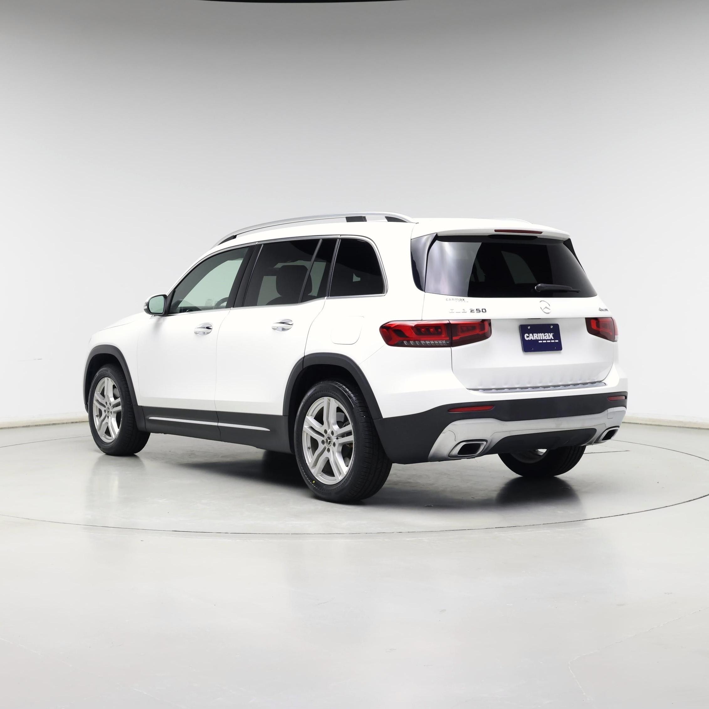 Thumbnail: 2021 Mercedes-Benz GLB - 2