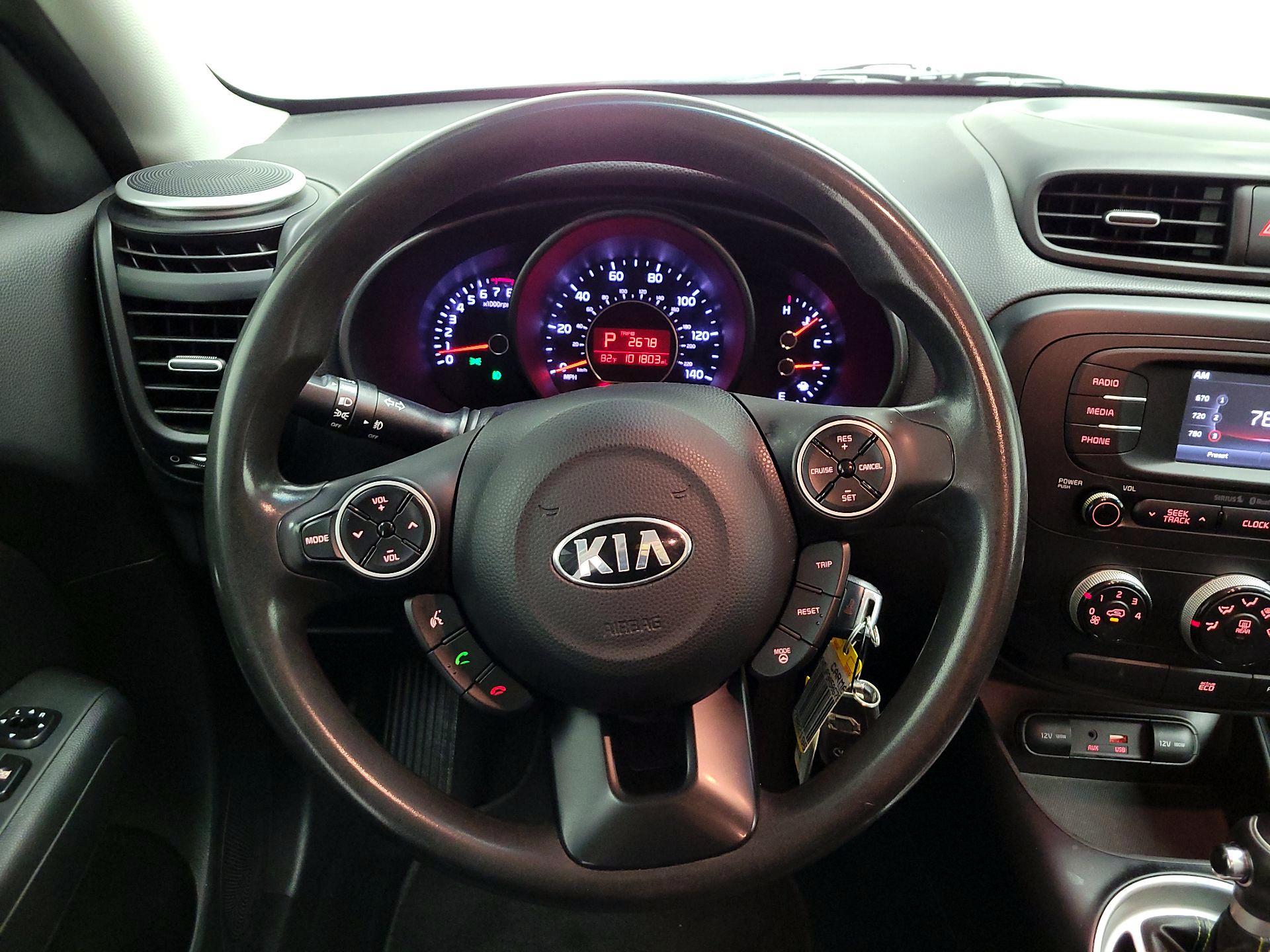 Thumbnail: 2016 Kia Soul - 10