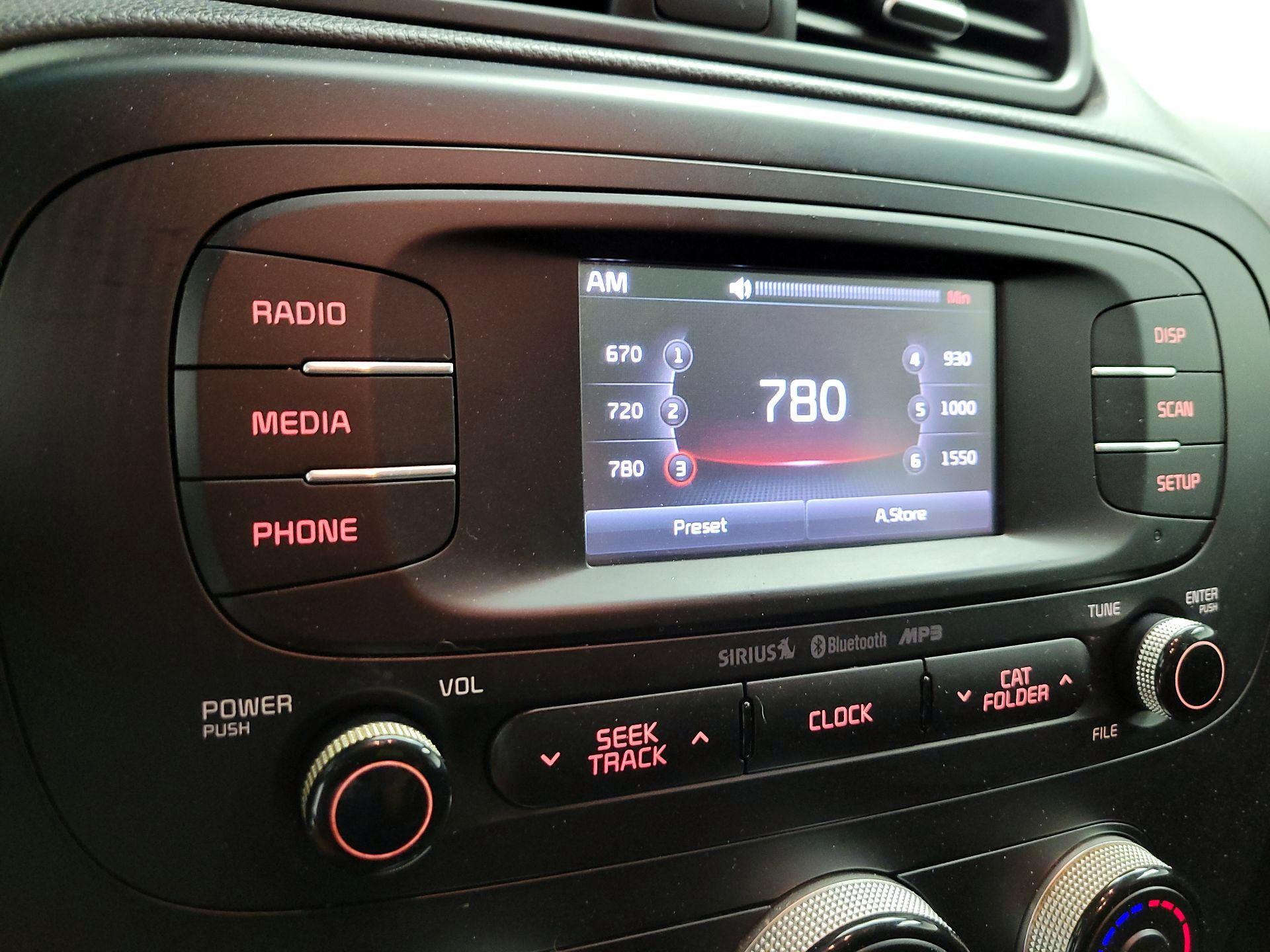 Thumbnail: 2016 Kia Soul - 15