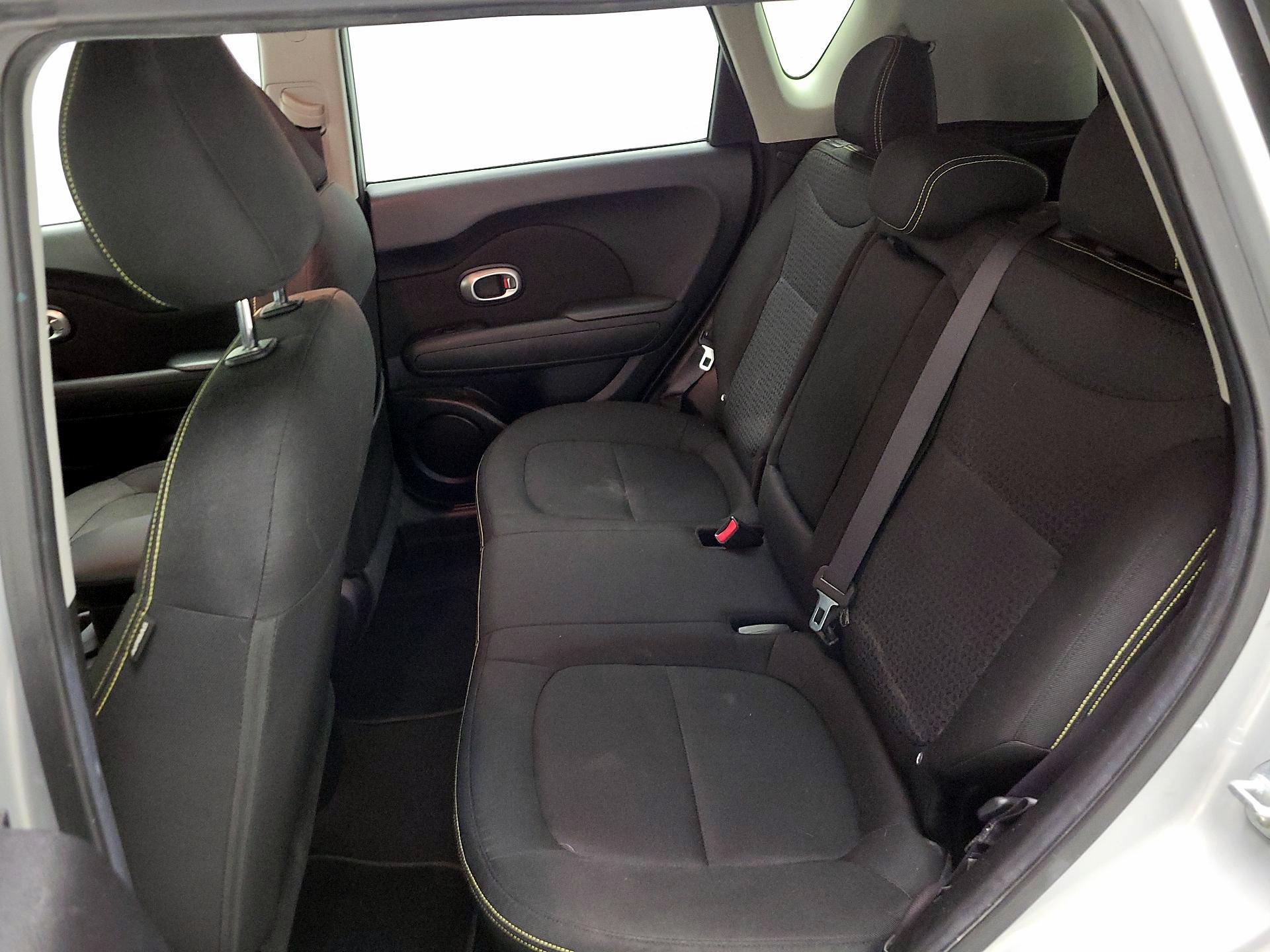 Thumbnail: 2016 Kia Soul - 19