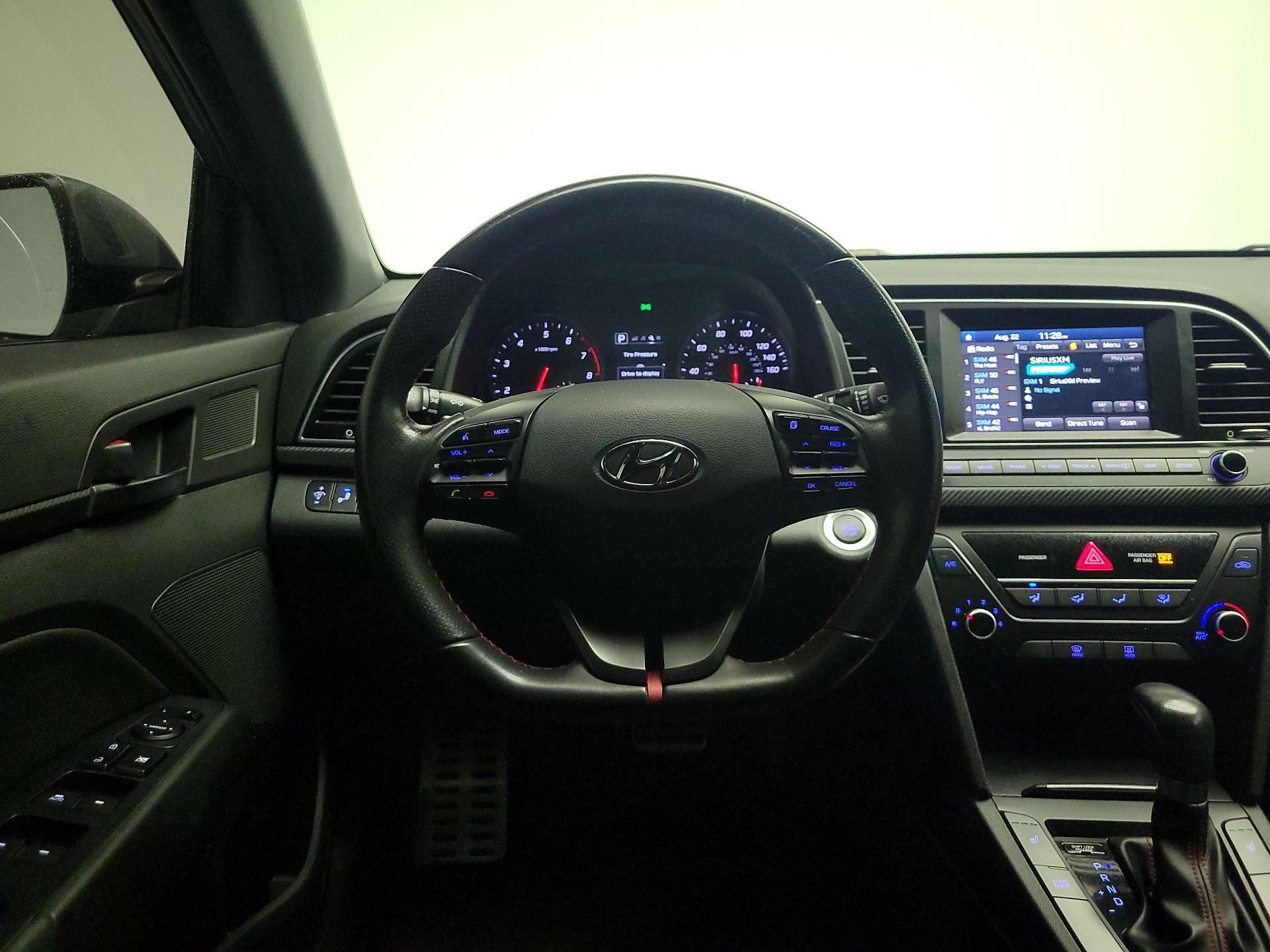 Thumbnail: 2018 Hyundai Elantra - 10