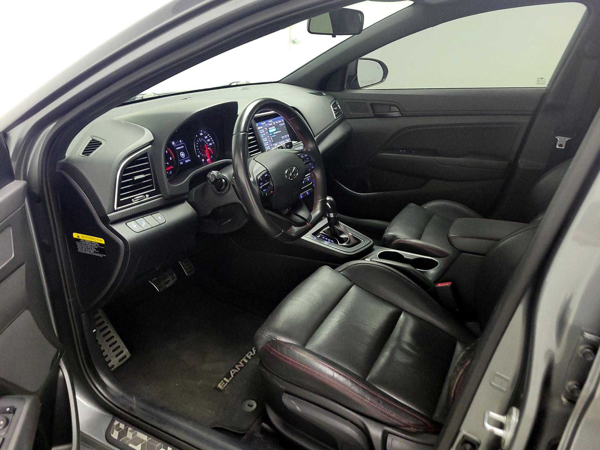 Thumbnail: 2018 Hyundai Elantra - 11