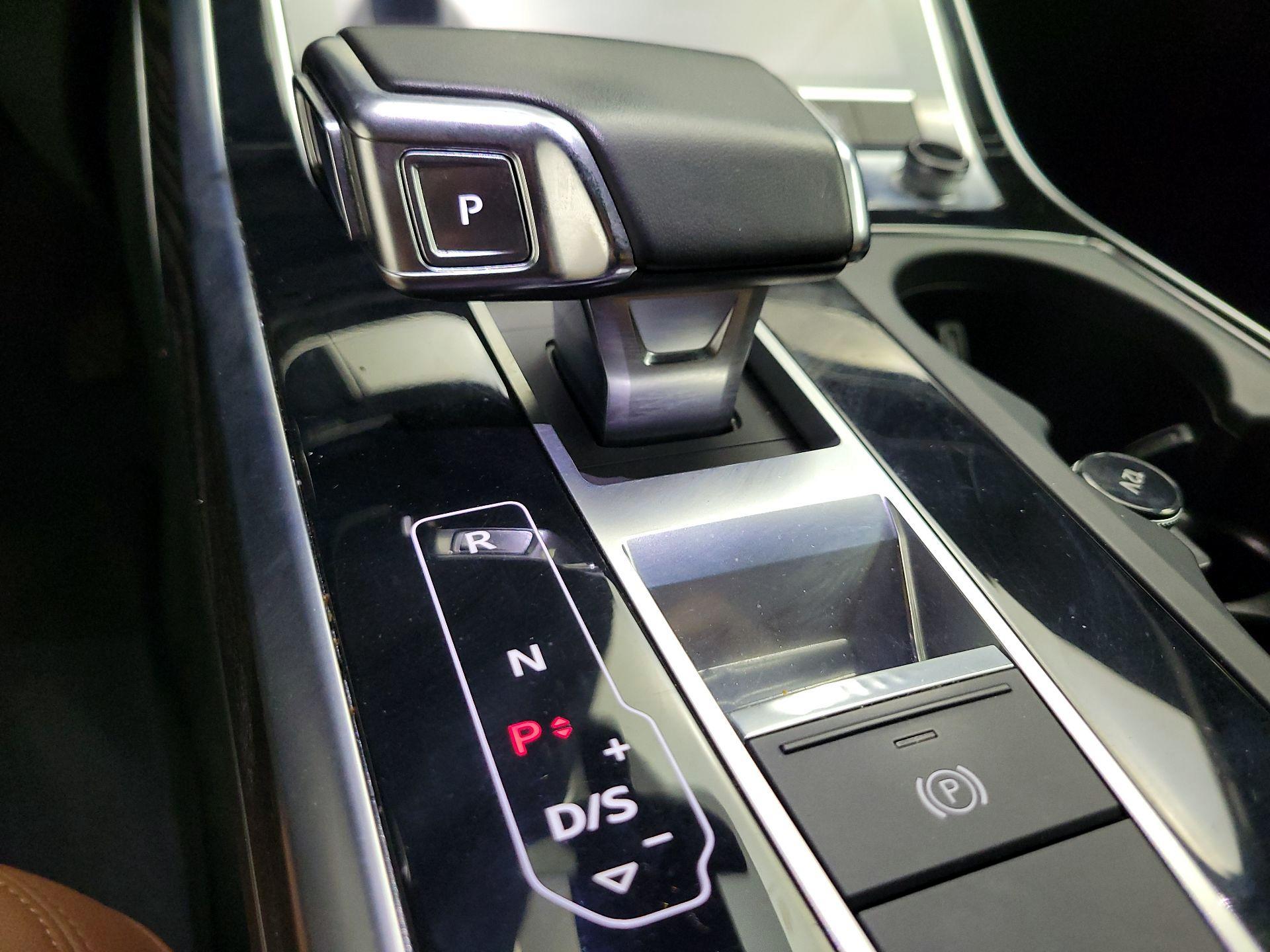 Thumbnail: 2021 Audi Q7 - 17