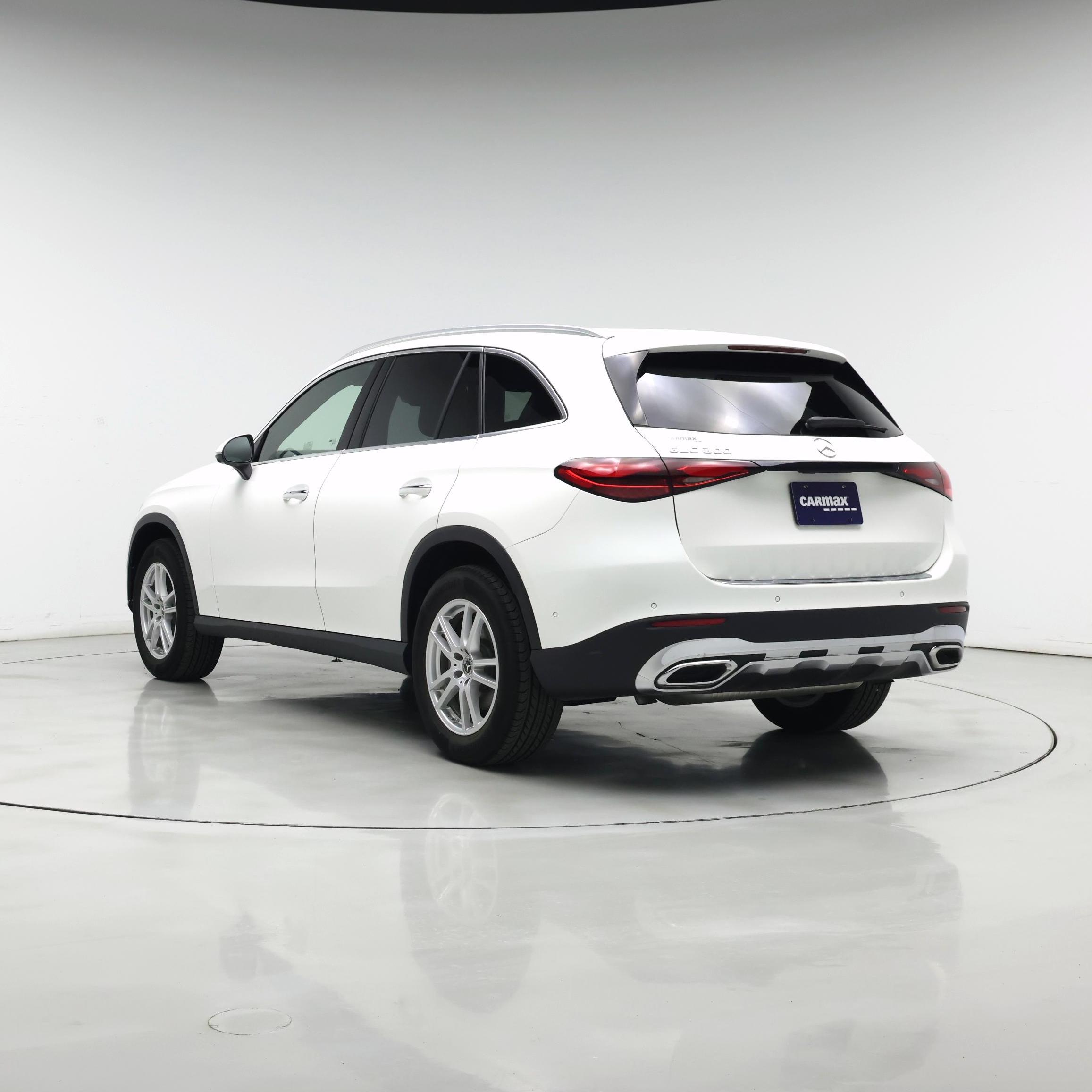 Thumbnail: 2023 Mercedes-Benz GLC - 2
