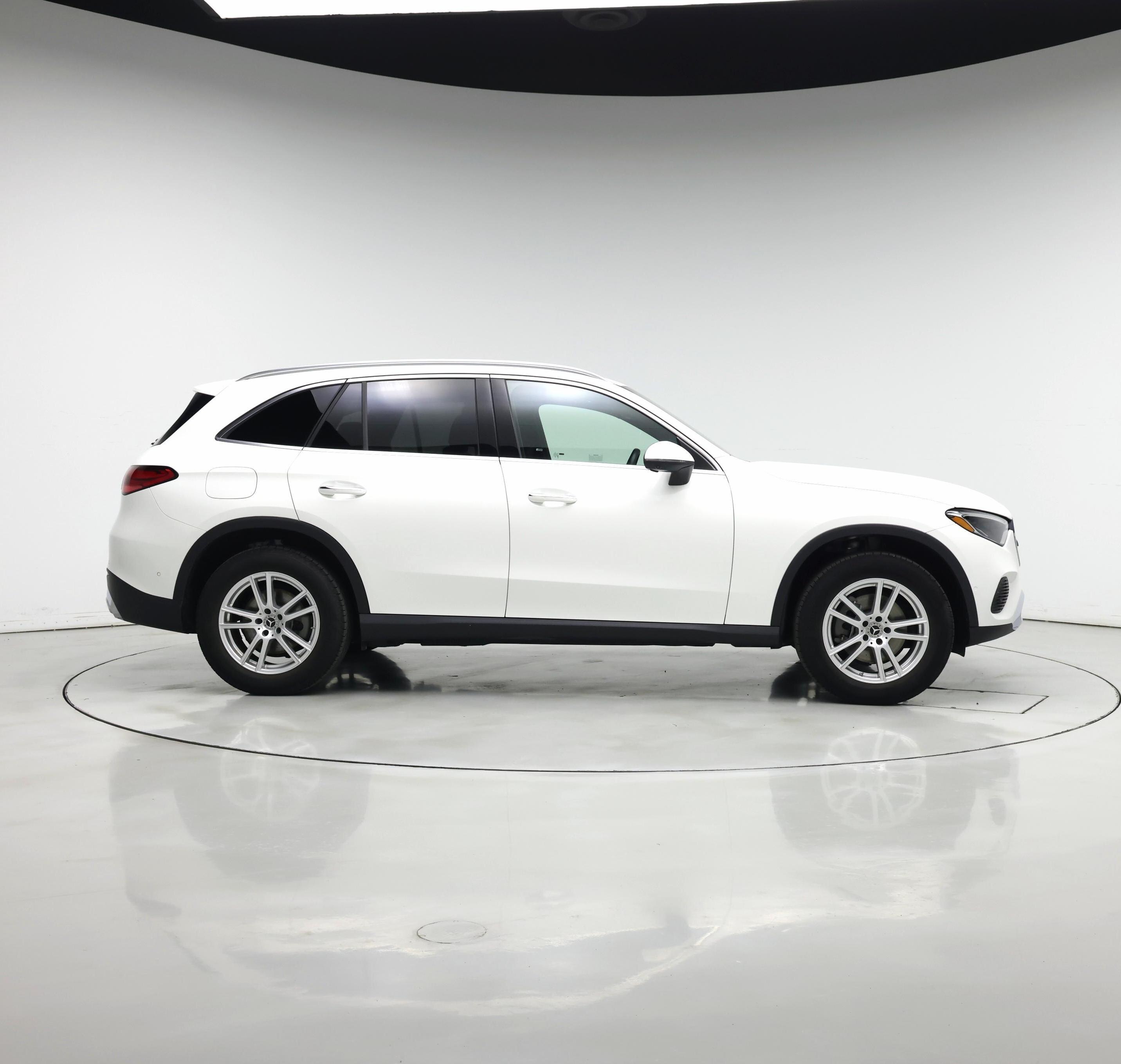 Thumbnail: 2023 Mercedes-Benz GLC - 7