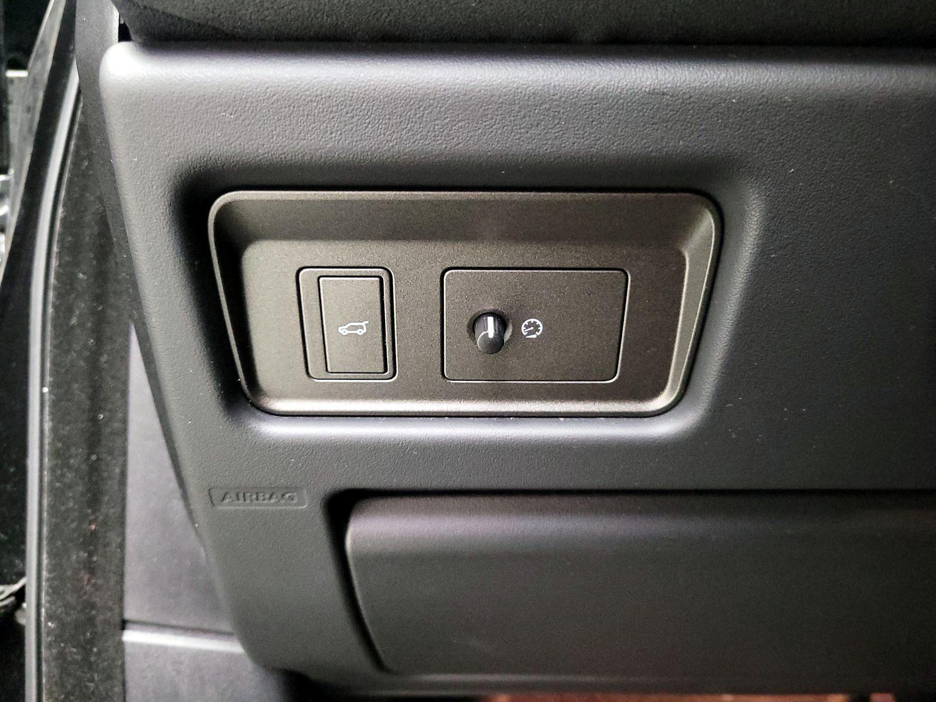 Thumbnail: 2019 Land Rover Range Rover Evoque - 13