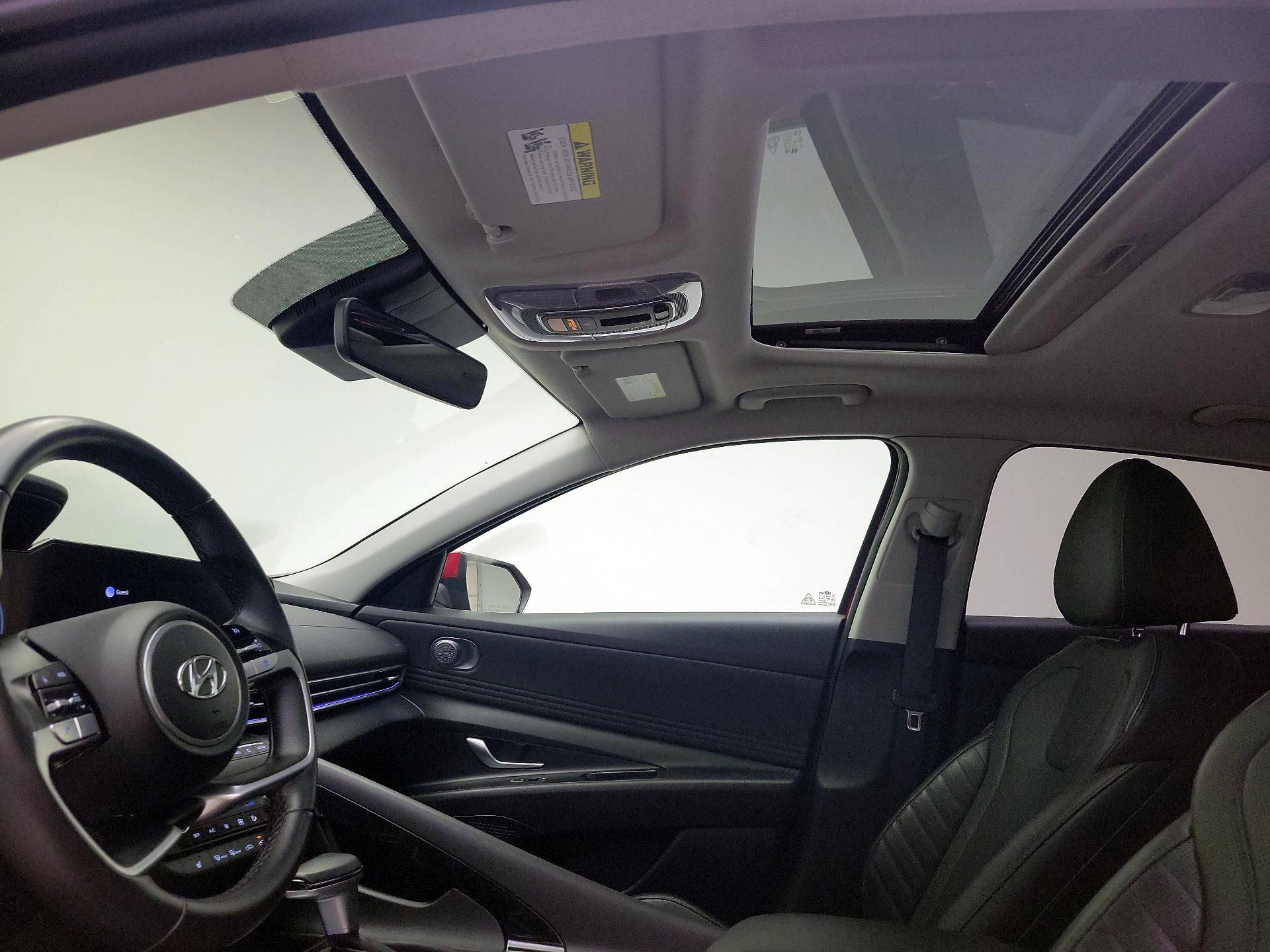 Thumbnail: 2022 Hyundai Elantra - 19