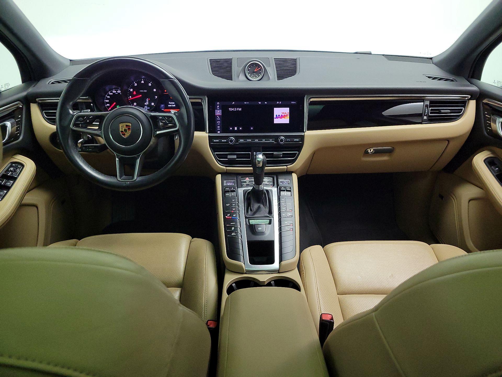 Thumbnail: 2020 Porsche Macan - 9