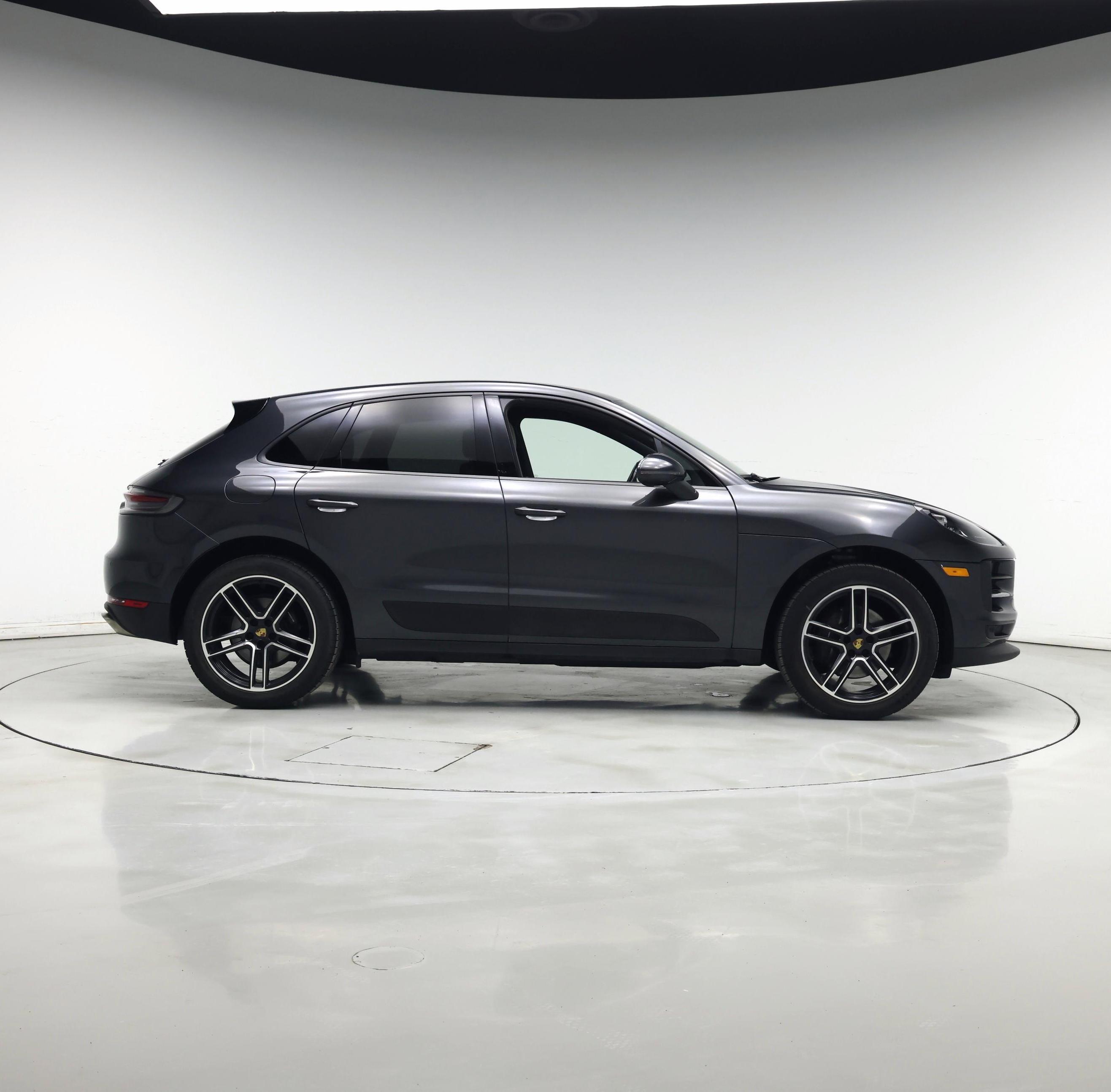 Thumbnail: 2020 Porsche Macan - 7