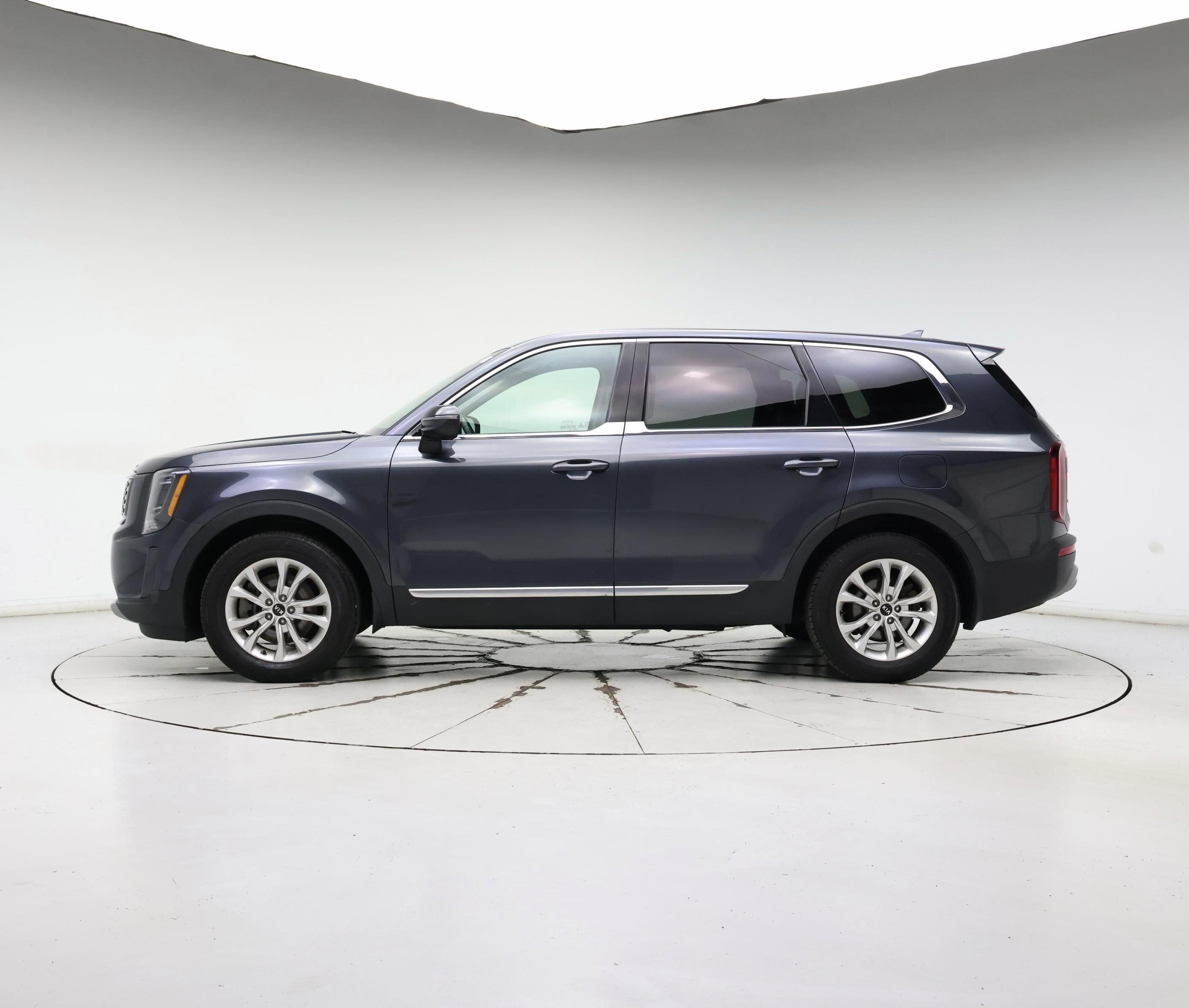 Thumbnail: 2020 Kia Telluride - 3