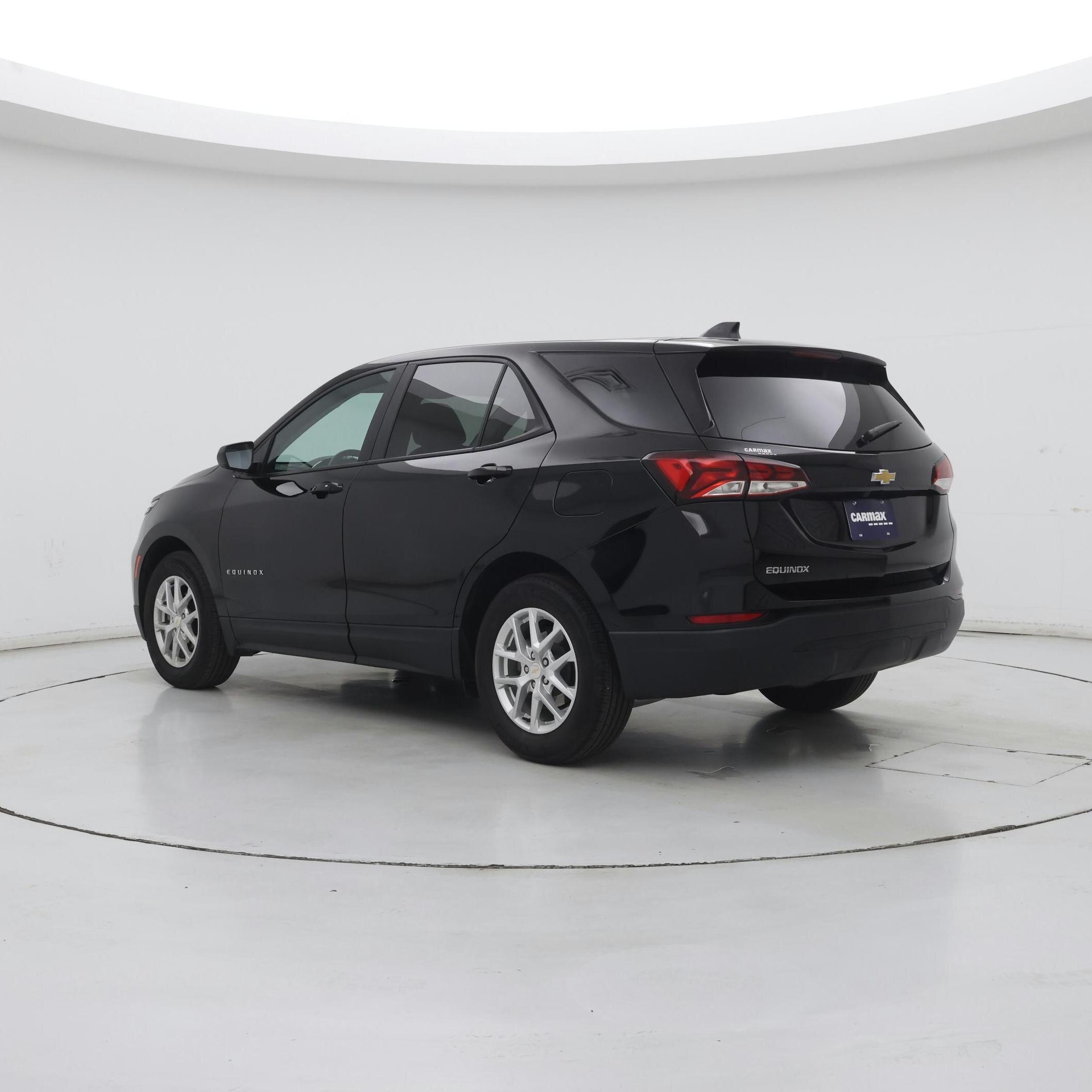Thumbnail: 2023 Chevrolet Equinox - 2
