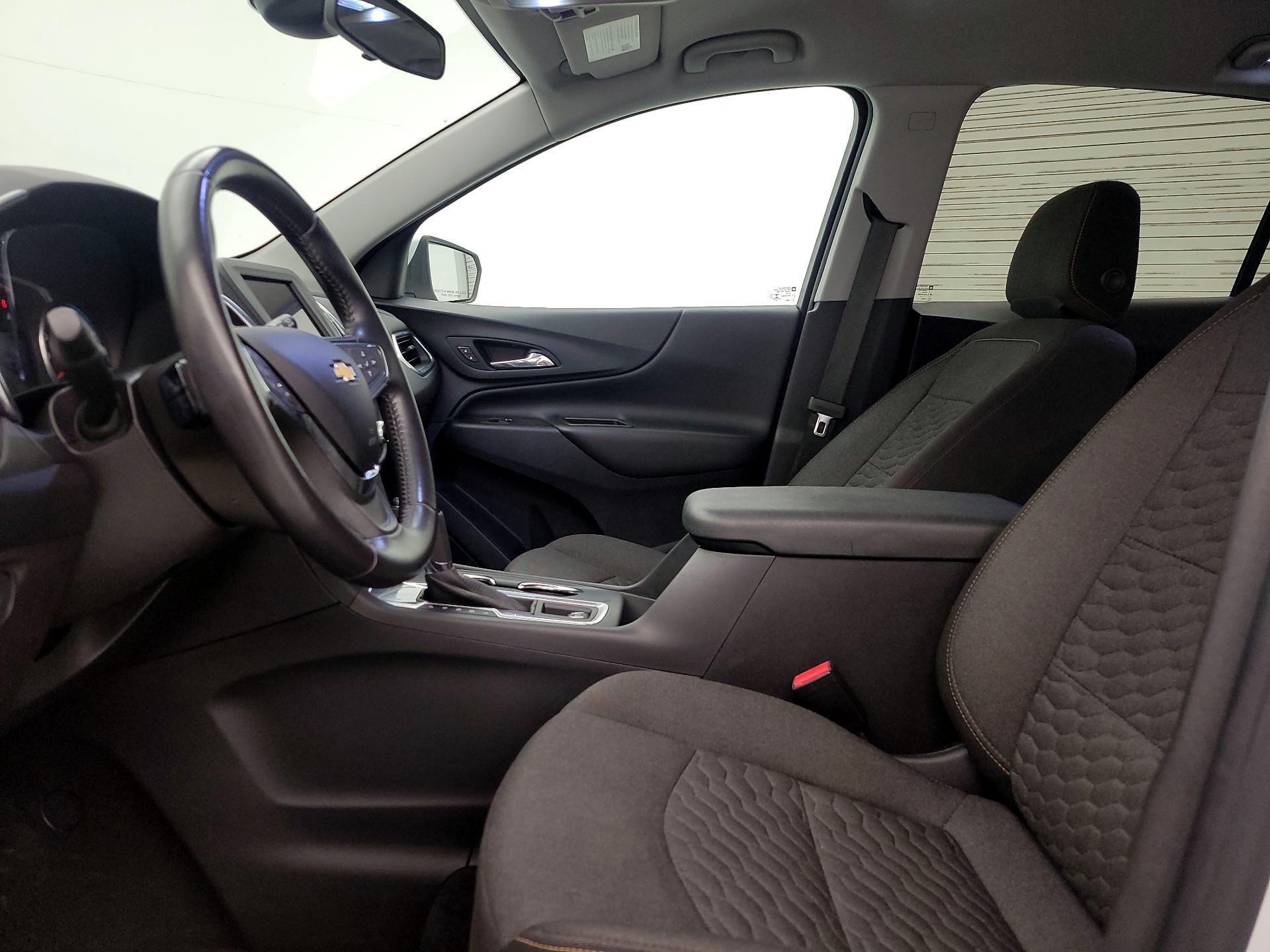 Thumbnail: 2021 Chevrolet Equinox - 11