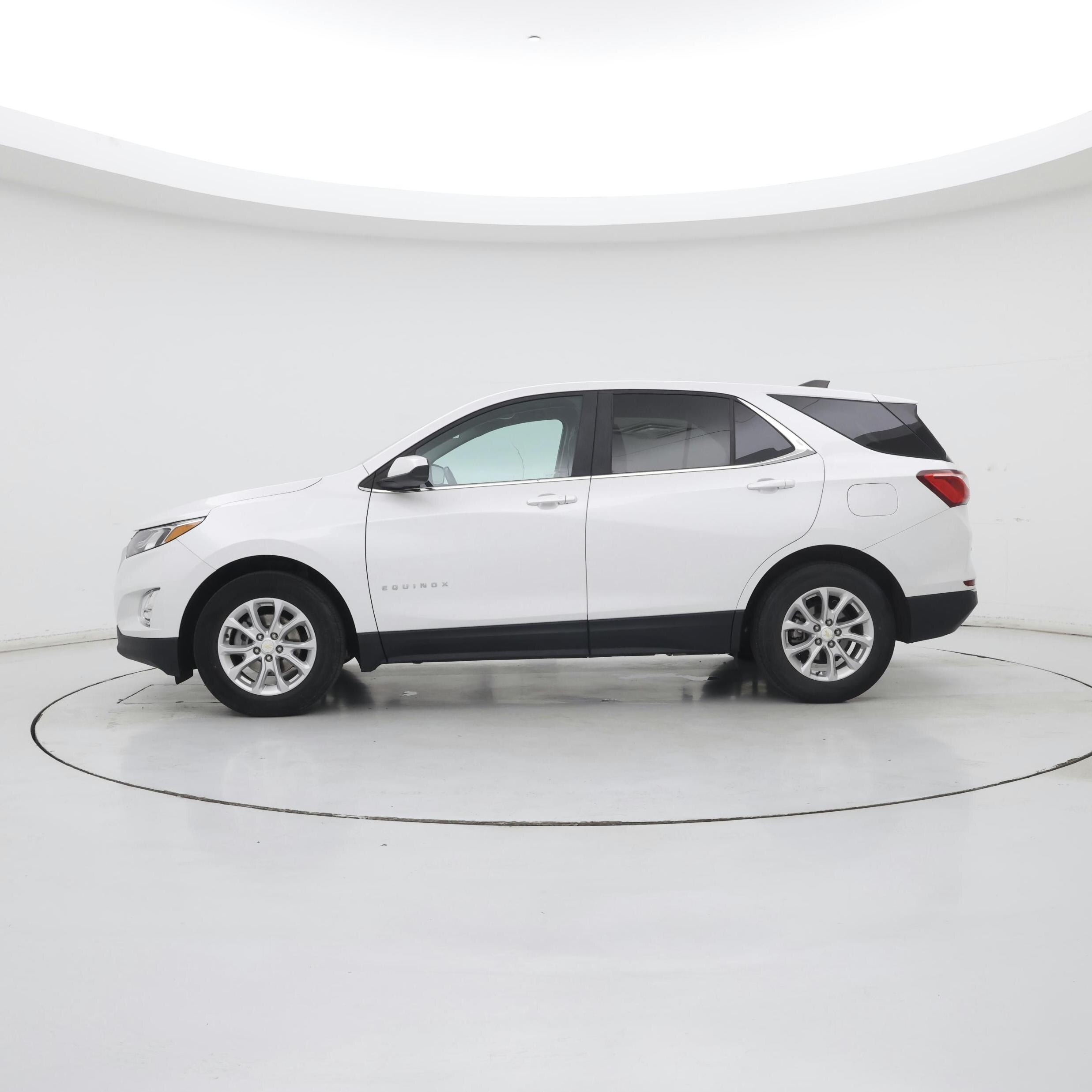 Thumbnail: 2021 Chevrolet Equinox - 3