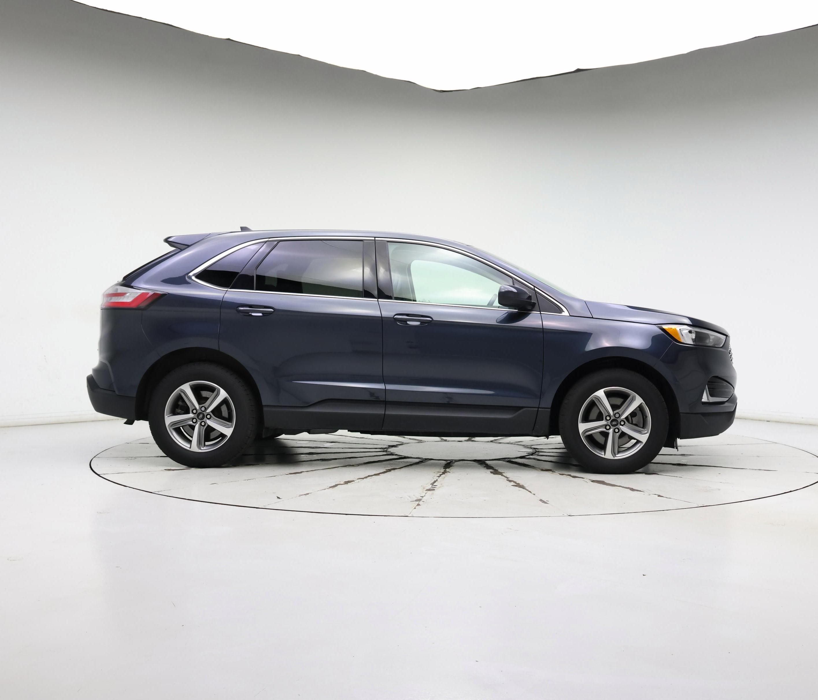Thumbnail: 2023 Ford Edge - 7
