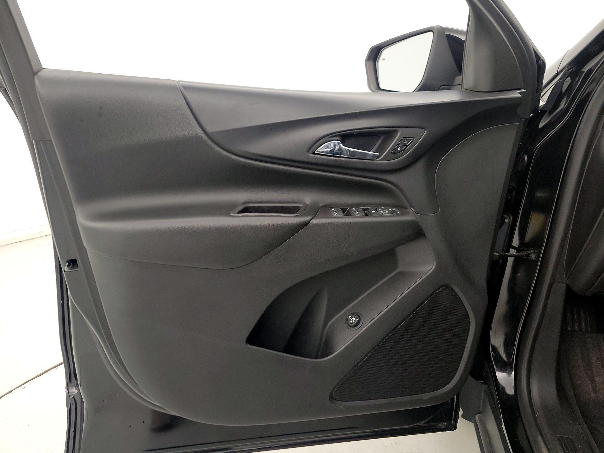 Thumbnail: 2020 Chevrolet Equinox - 12