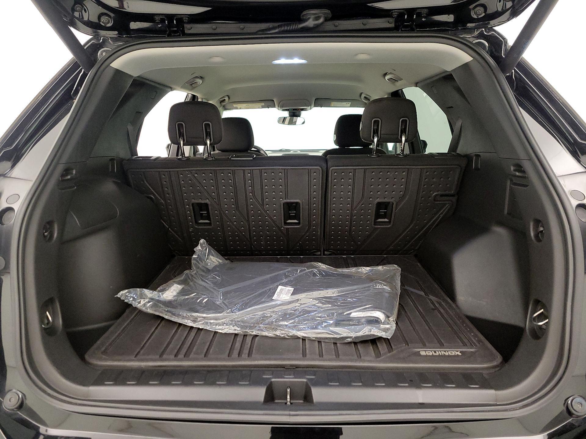 Thumbnail: 2020 Chevrolet Equinox - 20