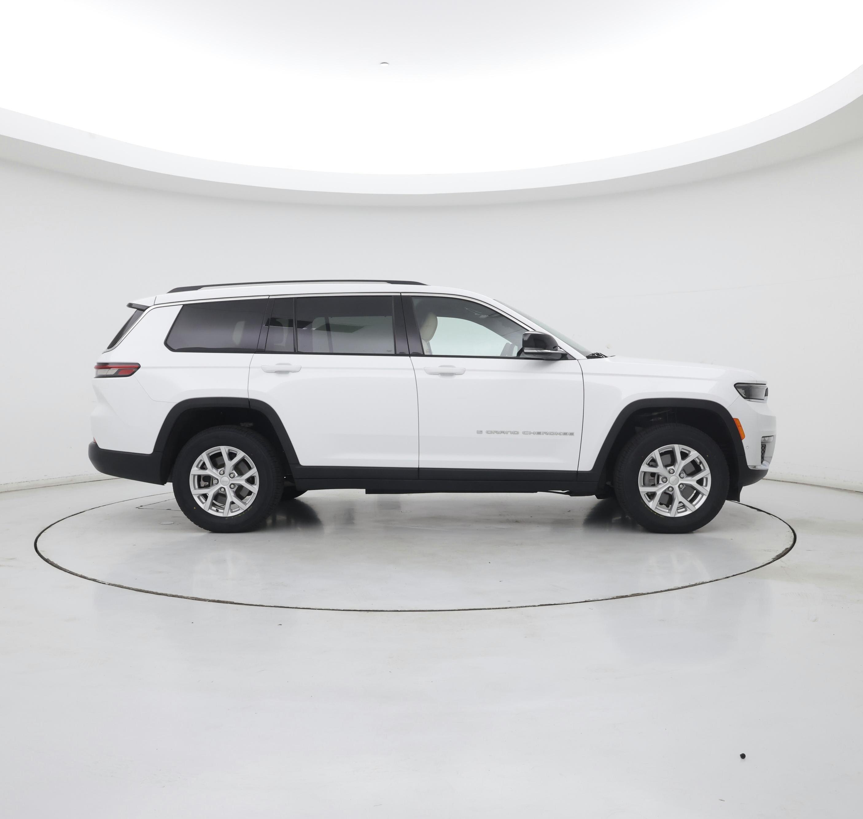 Thumbnail: 2023 Jeep Grand Cherokee L - 7