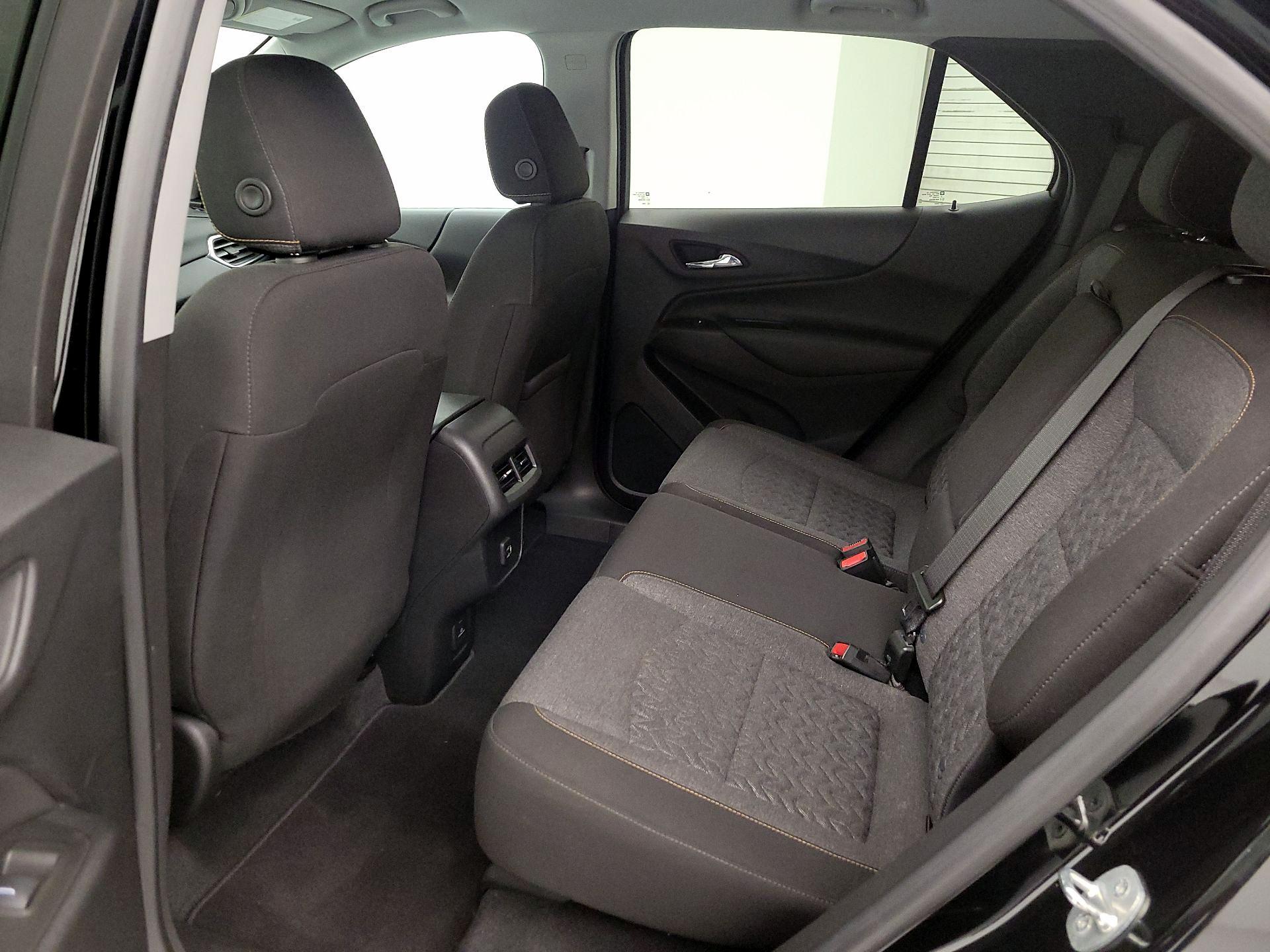 Thumbnail: 2022 Chevrolet Equinox - 18