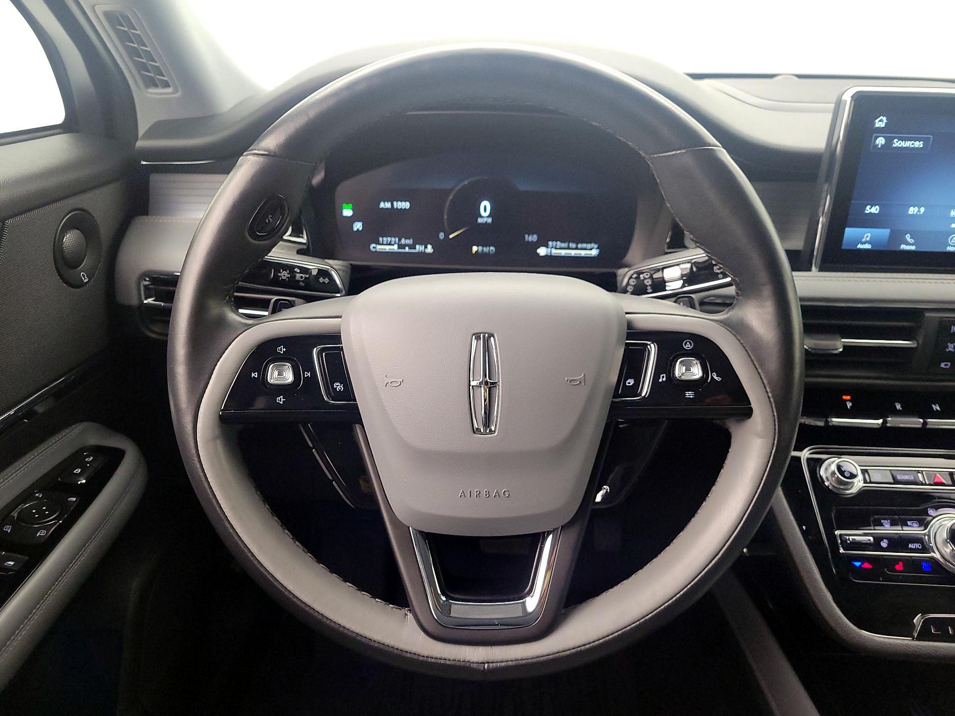 Thumbnail: 2022 Lincoln Corsair - 10