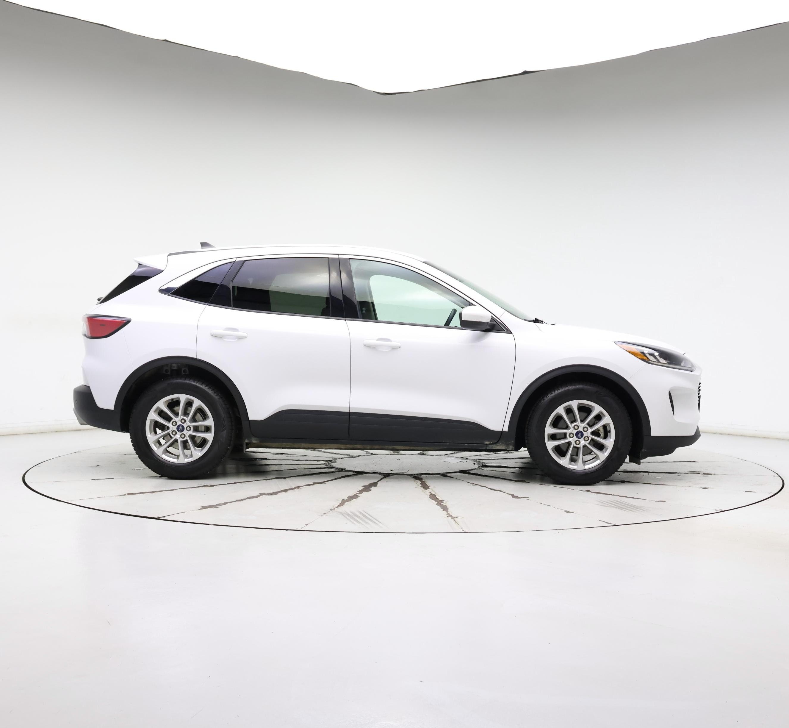 Thumbnail: 2020 Ford Escape - 7