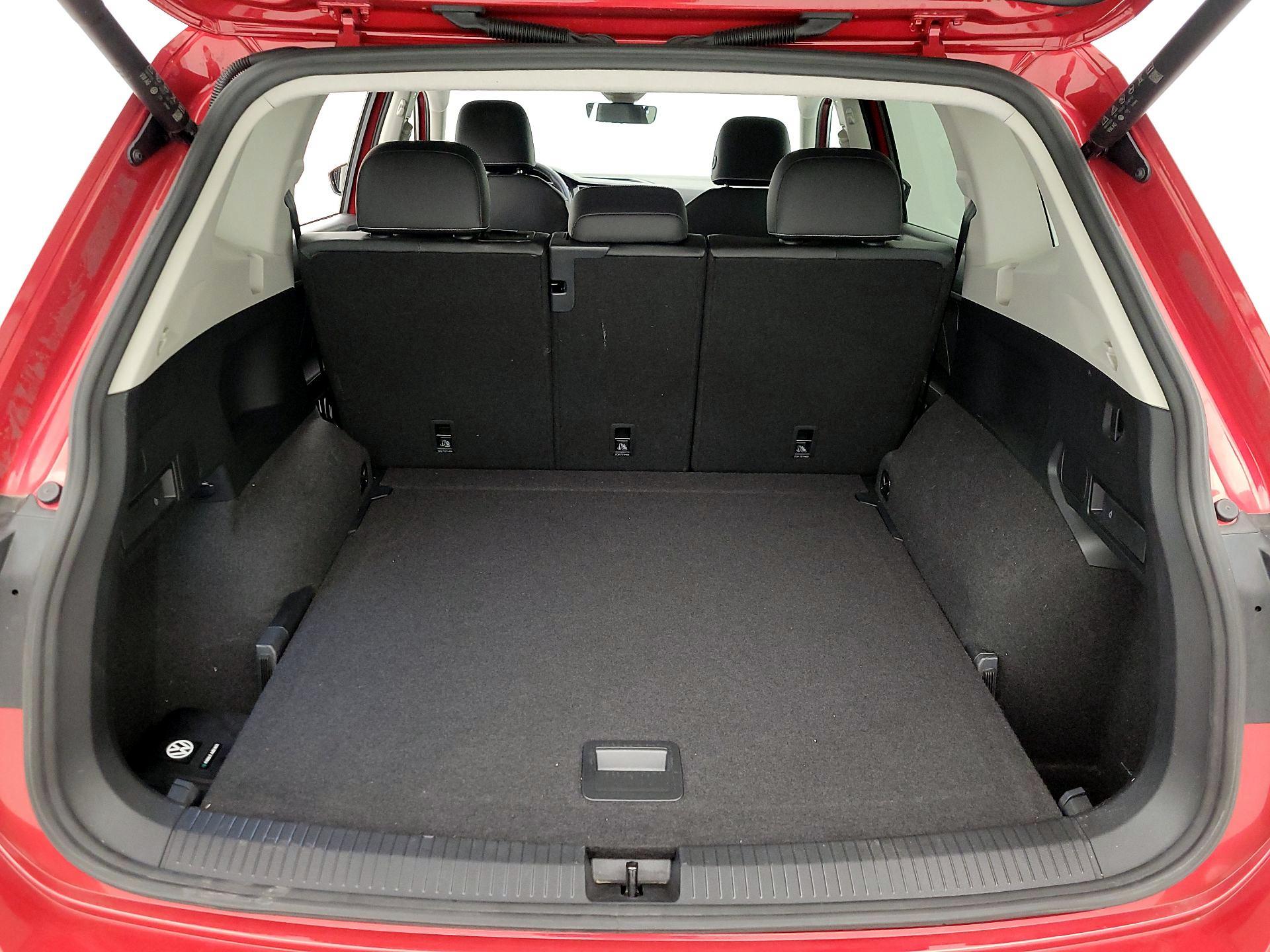 Thumbnail: 2022 Volkswagen Tiguan - 20