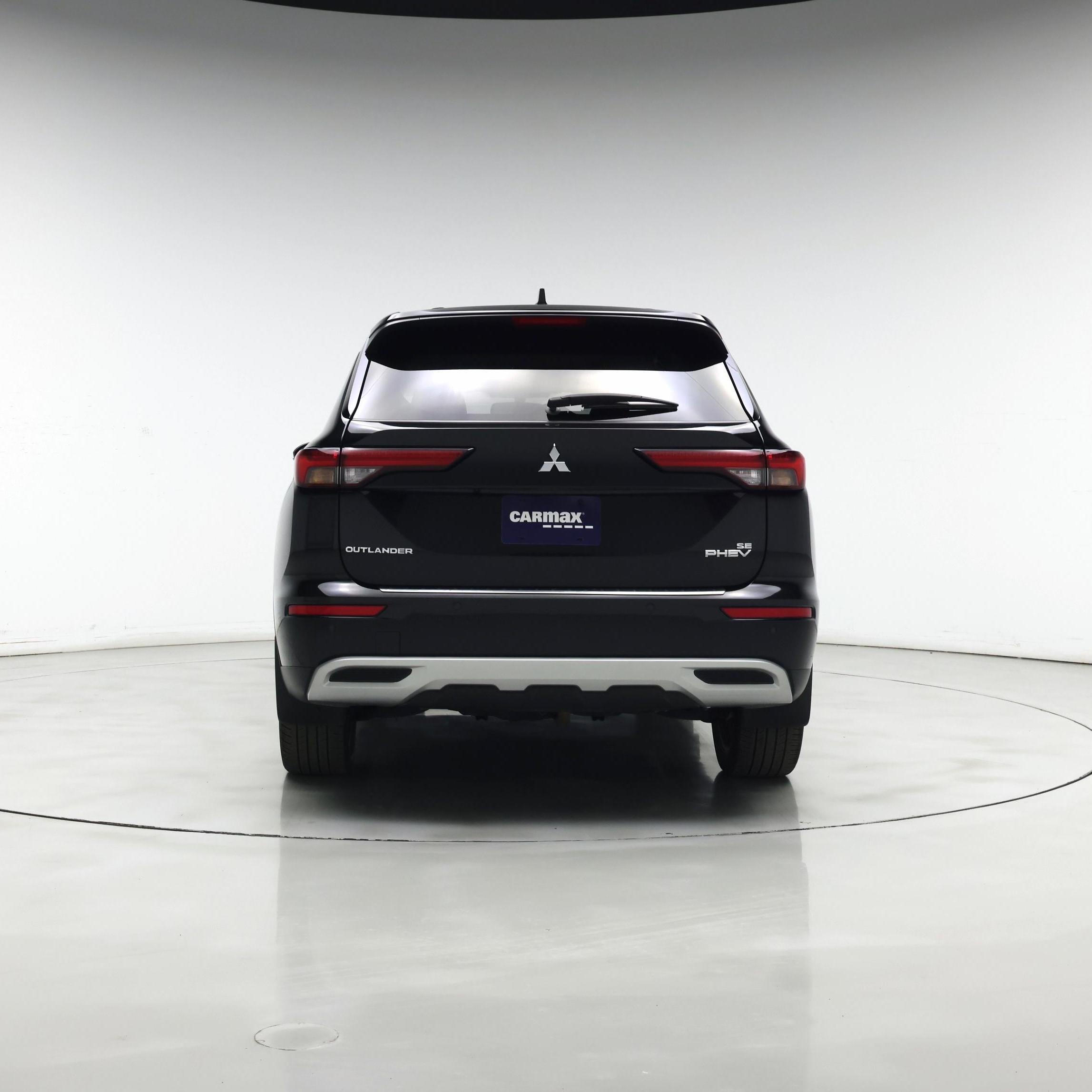 Thumbnail: 2023 Mitsubishi Outlander - 6