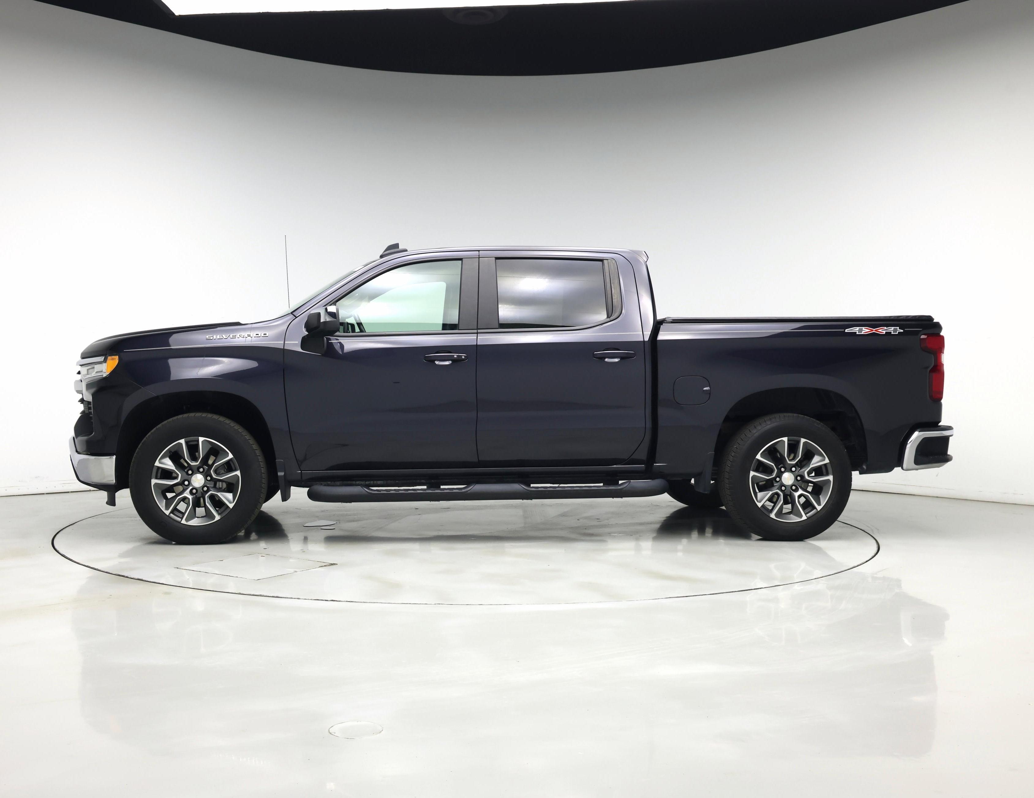 Thumbnail: 2022 Chevrolet Silverado 1500 - 3