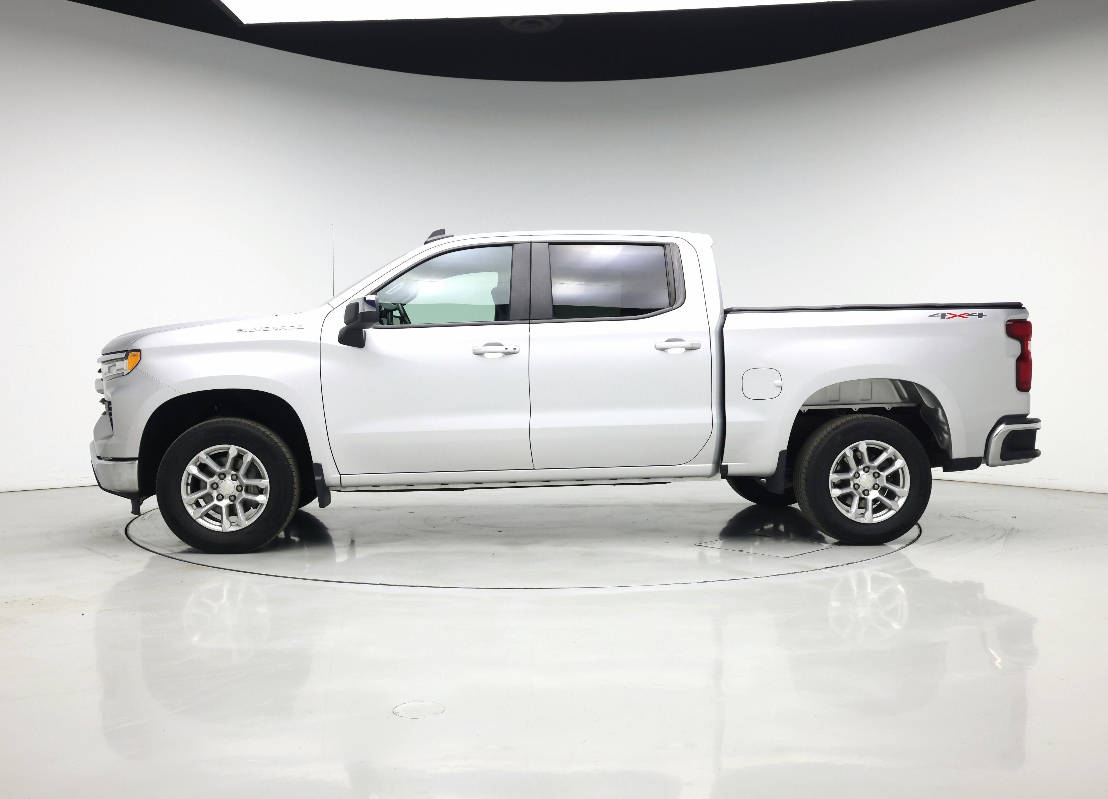 Thumbnail: 2022 Chevrolet Silverado 1500 - 3