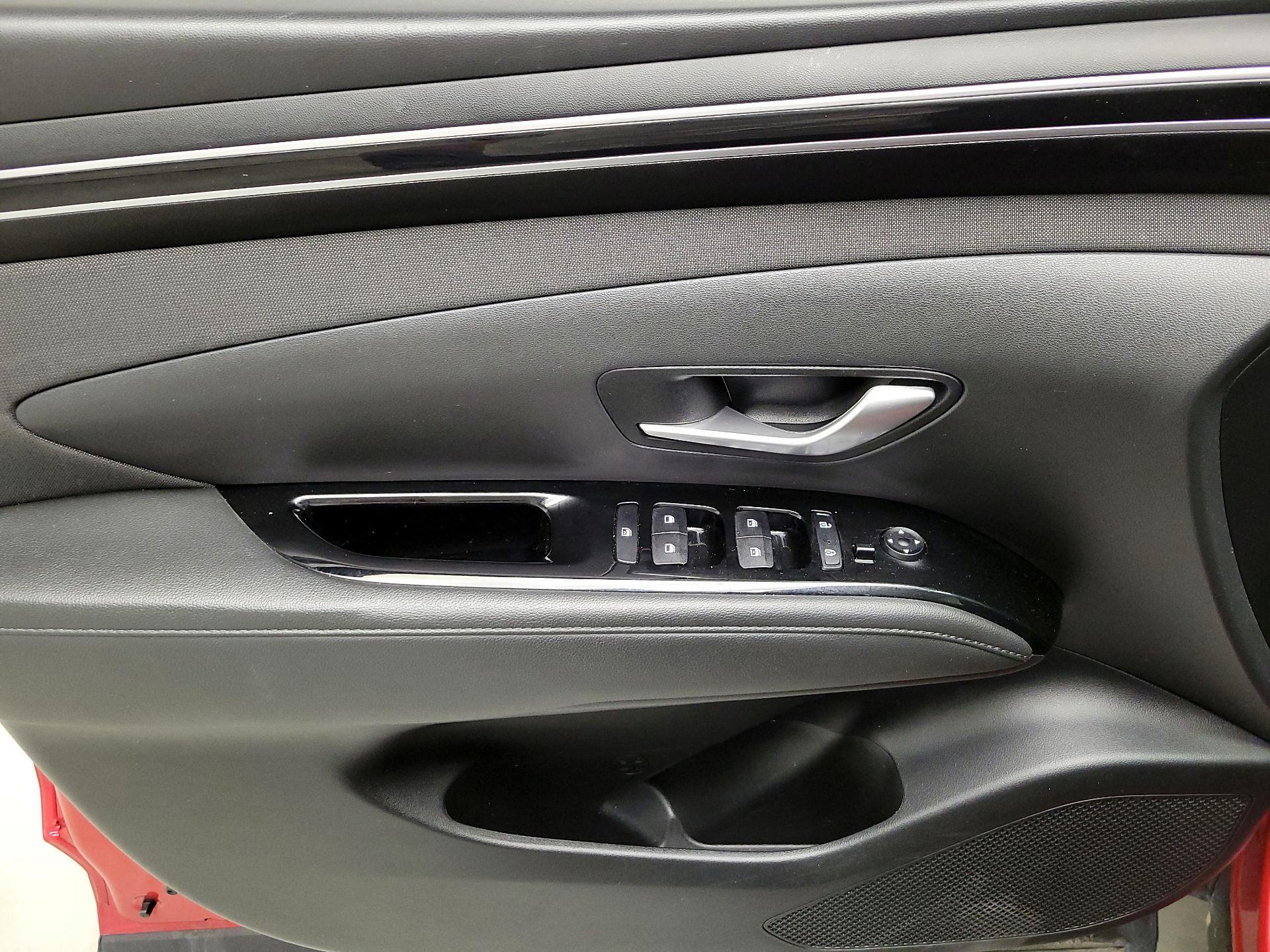 Thumbnail: 2022 Hyundai Tucson - 12