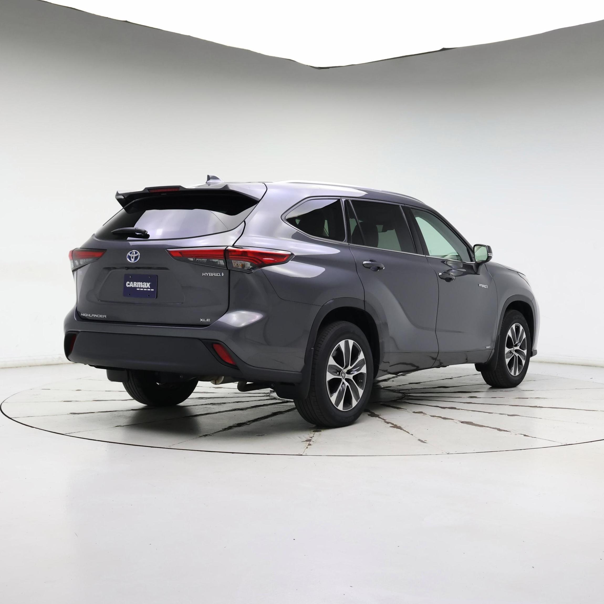 Thumbnail: 2021 Toyota Highlander - 8