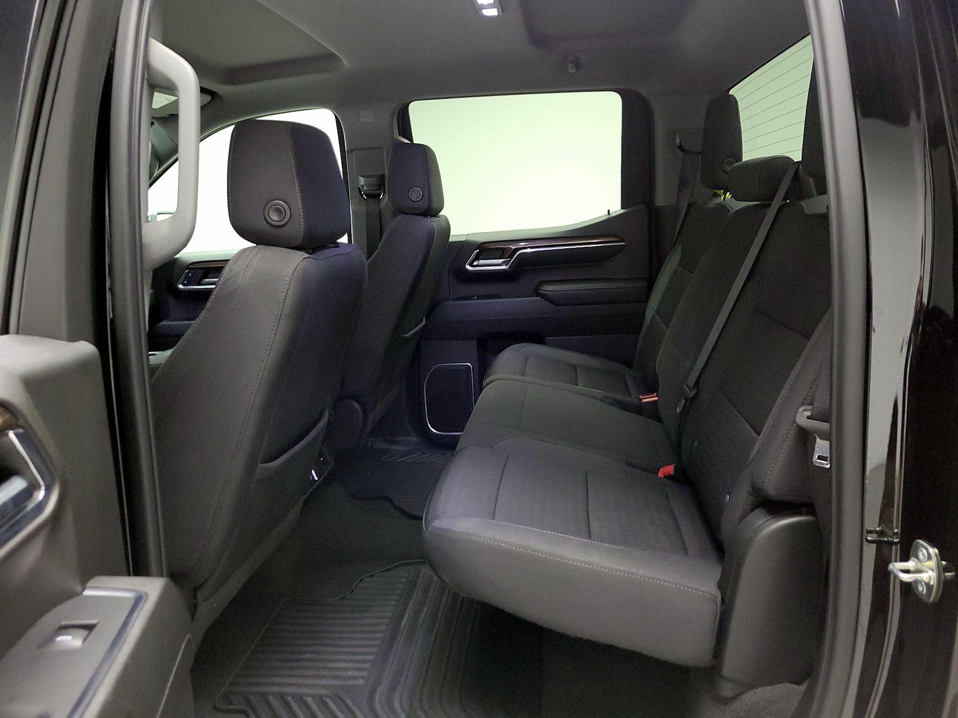 Thumbnail: 2023 Chevrolet Silverado 1500 - 19