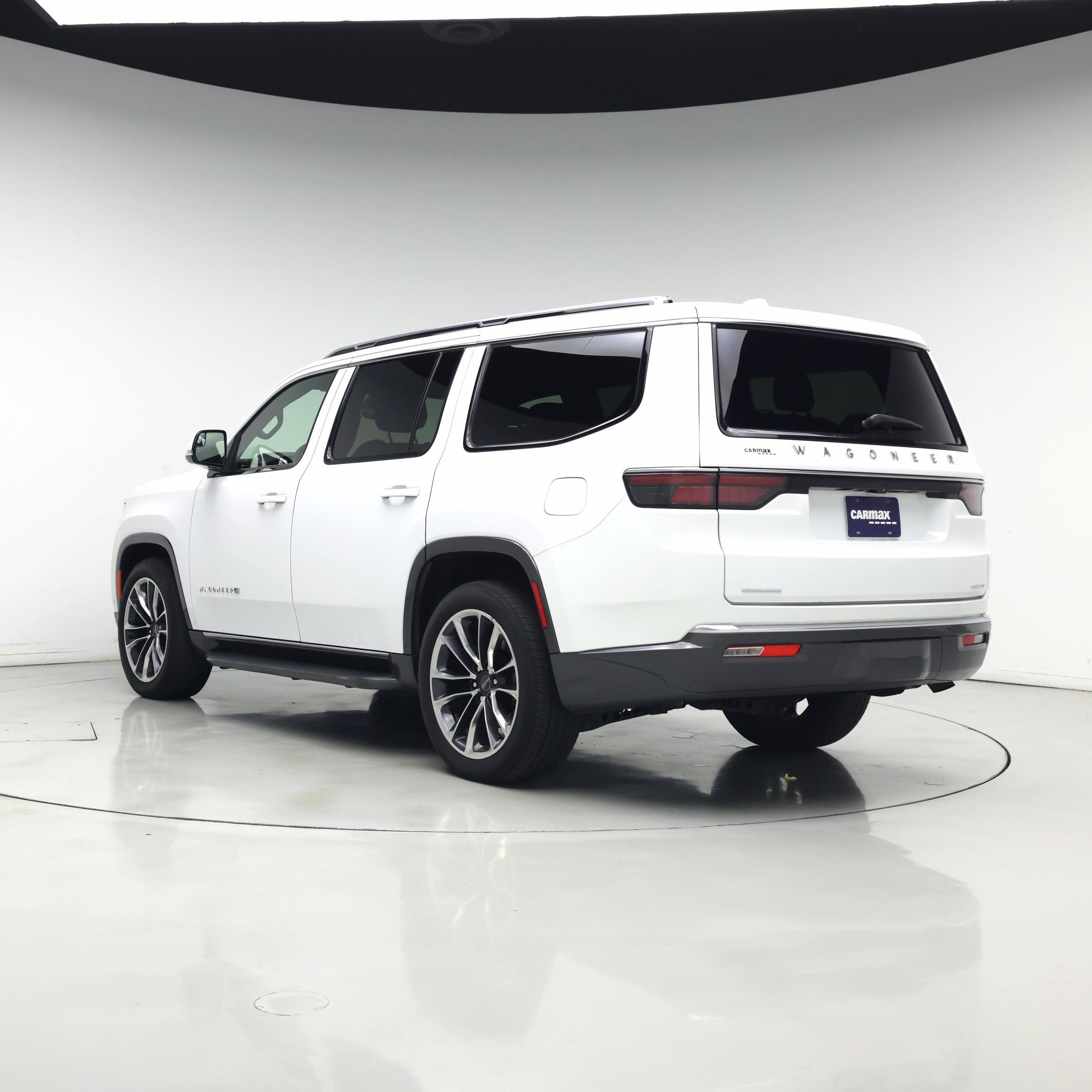 Thumbnail: 2022 Jeep Wagoneer - 2