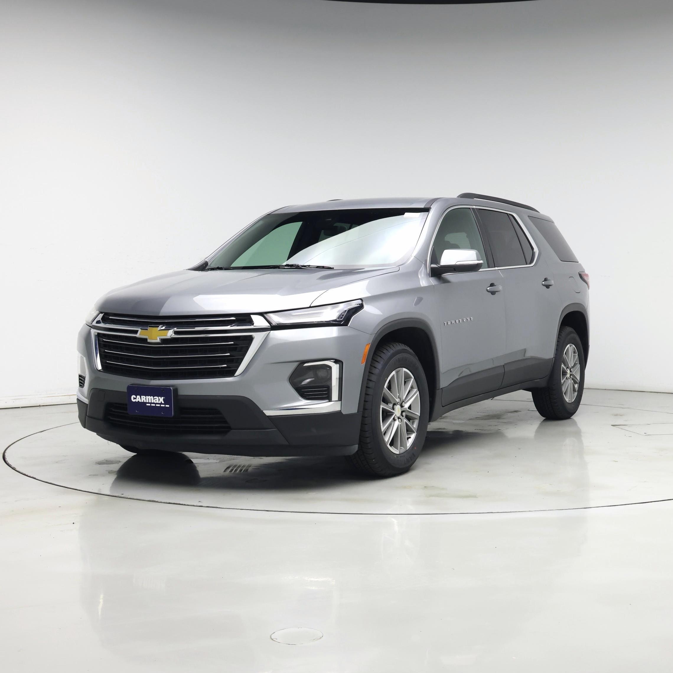 Thumbnail: 2023 Chevrolet Traverse - 4